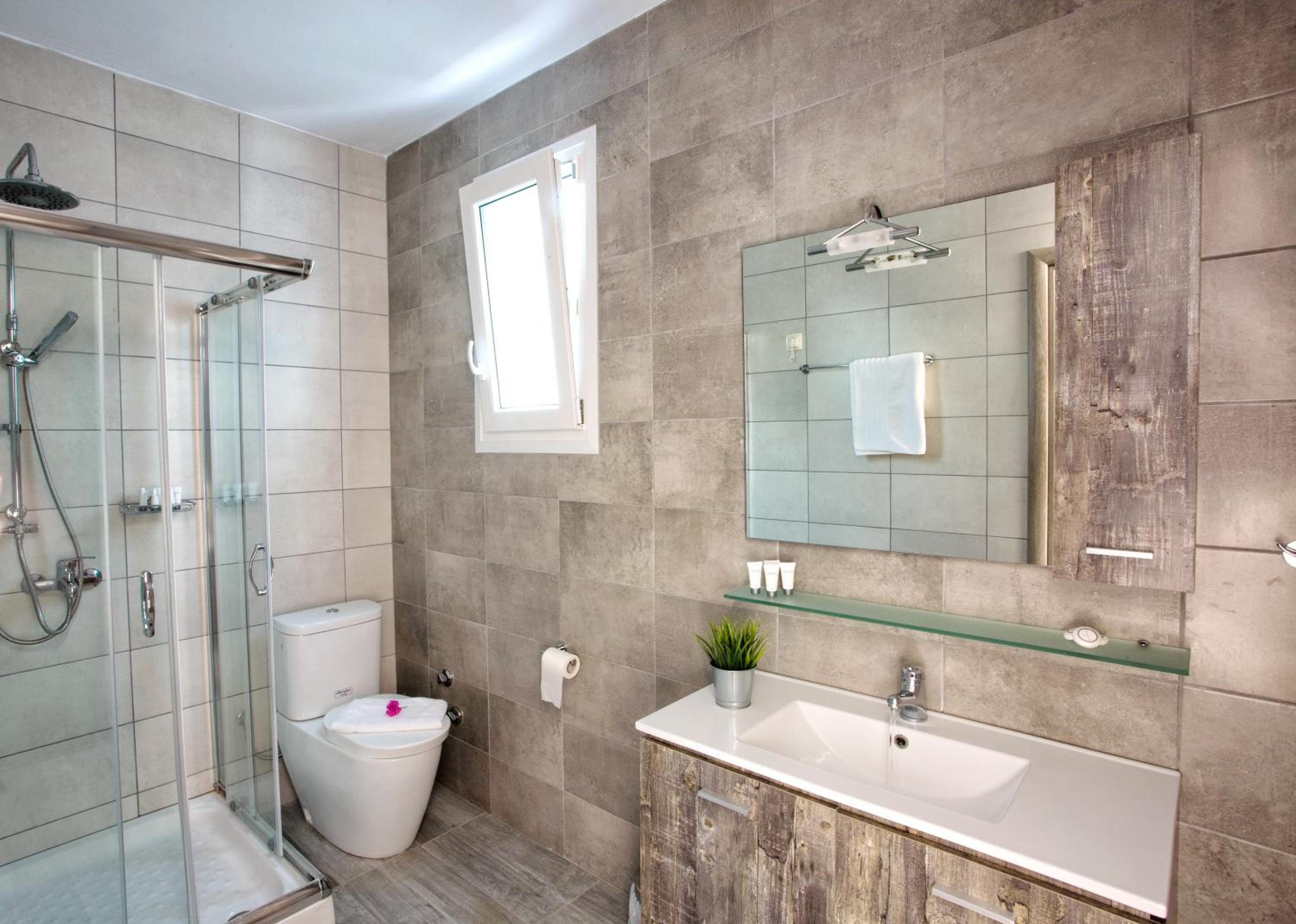 Isalos Suites
