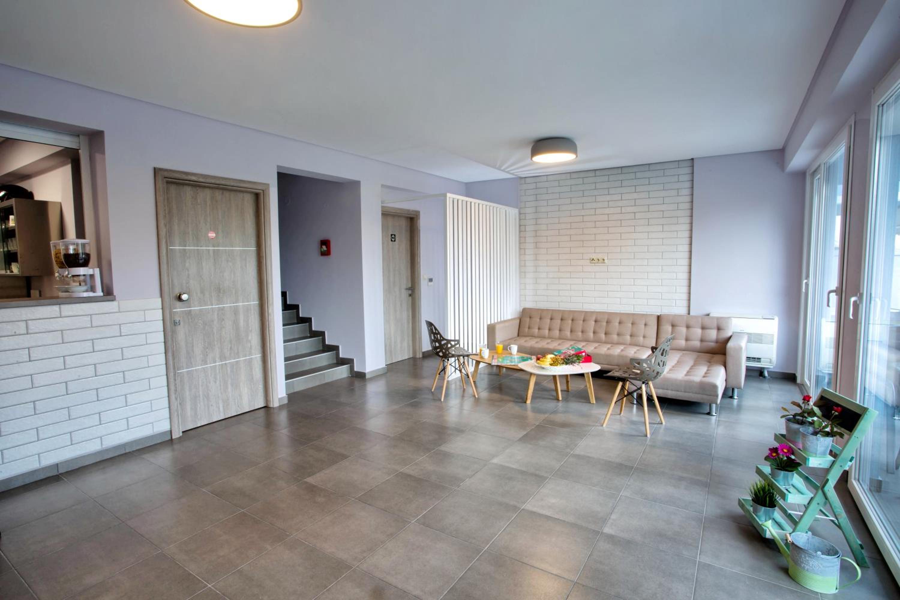 Isalos Suites
