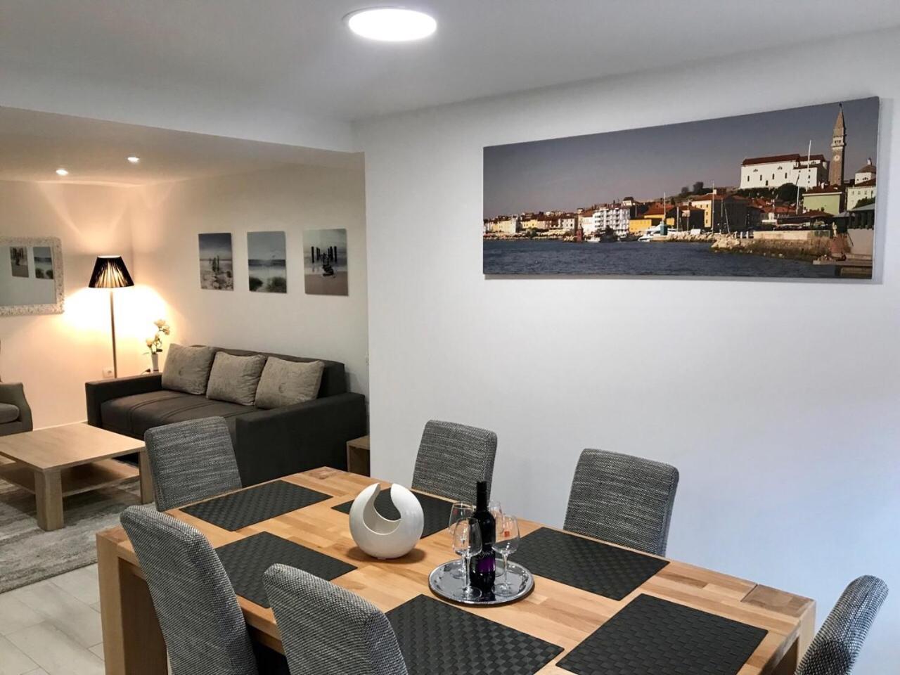 Apartma Sonja view 4