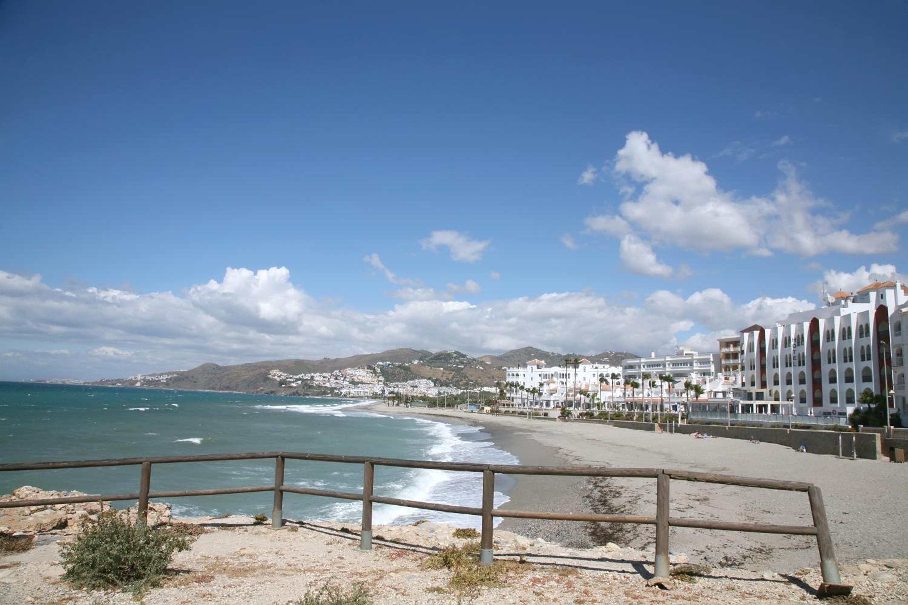 Apartamento Con Vistas en Nerja