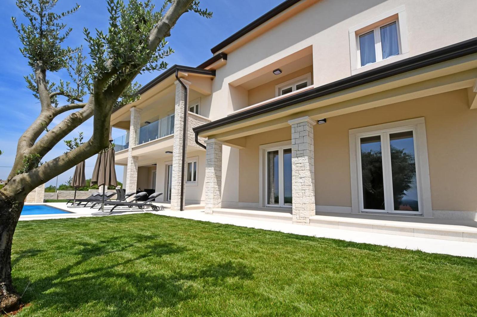 Hotel Belvedere - Image 1