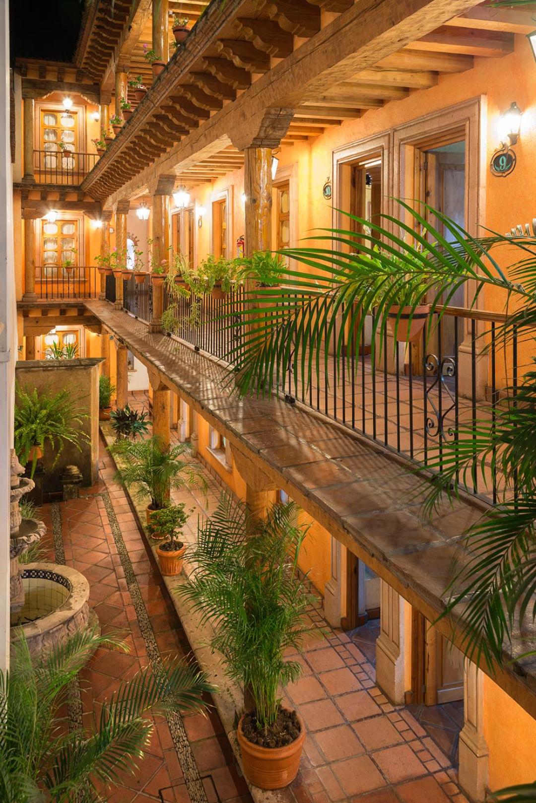 Hotel Refugio del Angel - Image 1