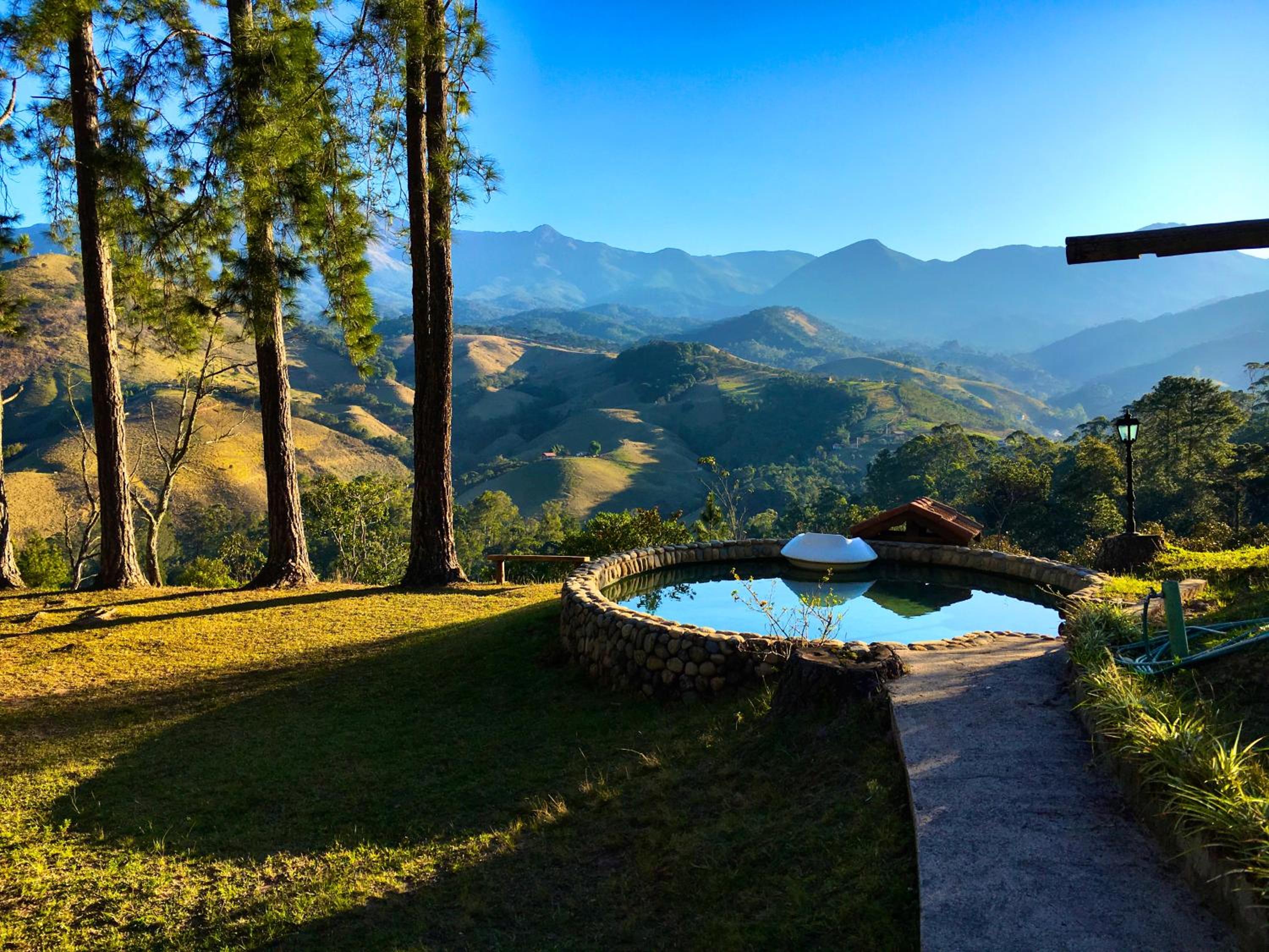 Casa da Colina Chalés view 2