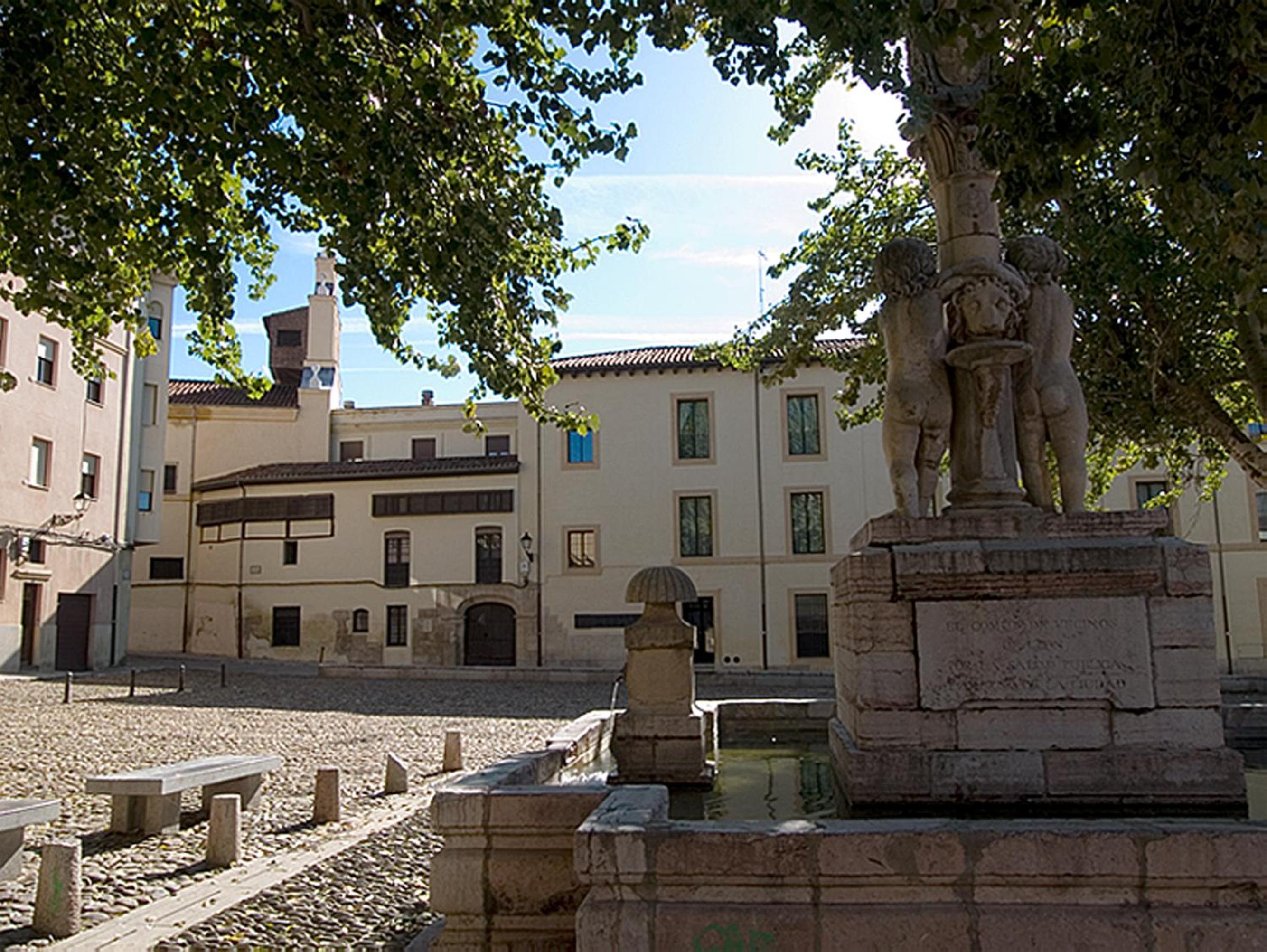 Leon Vacations - Hospederia Pax - Property Image 1