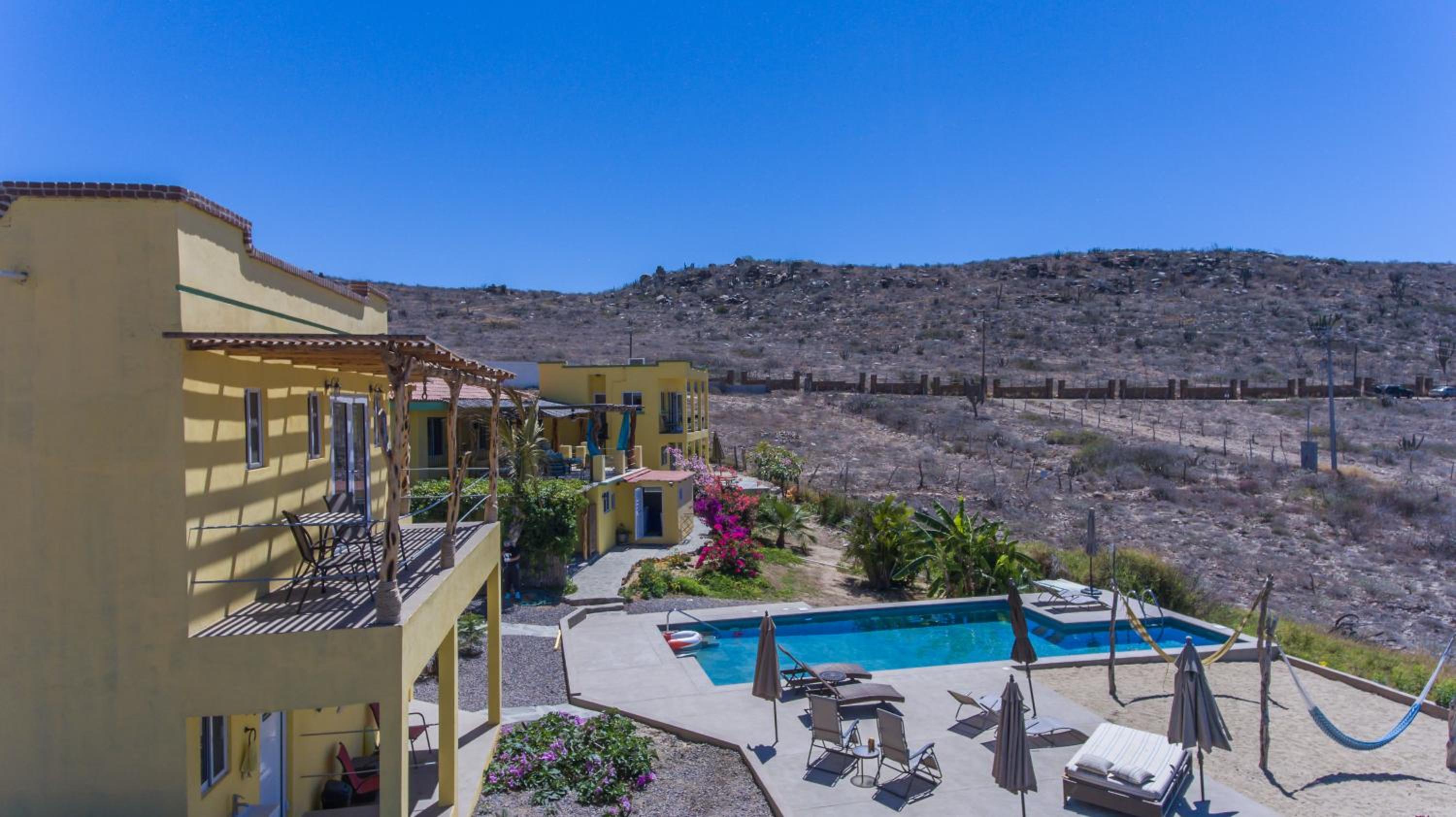 Casa Flores Casitas