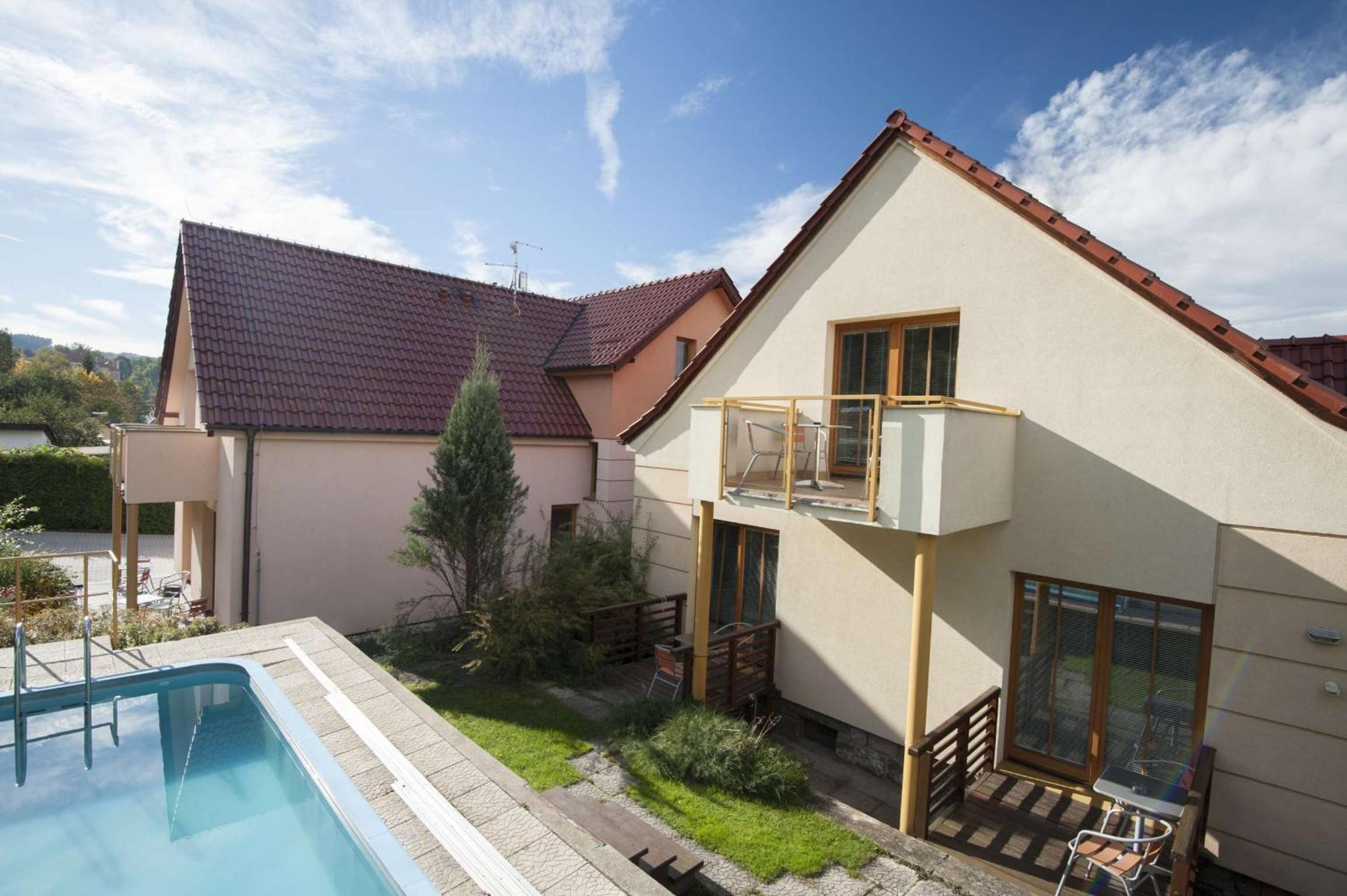 Hotel Garni Pod Skalkou
