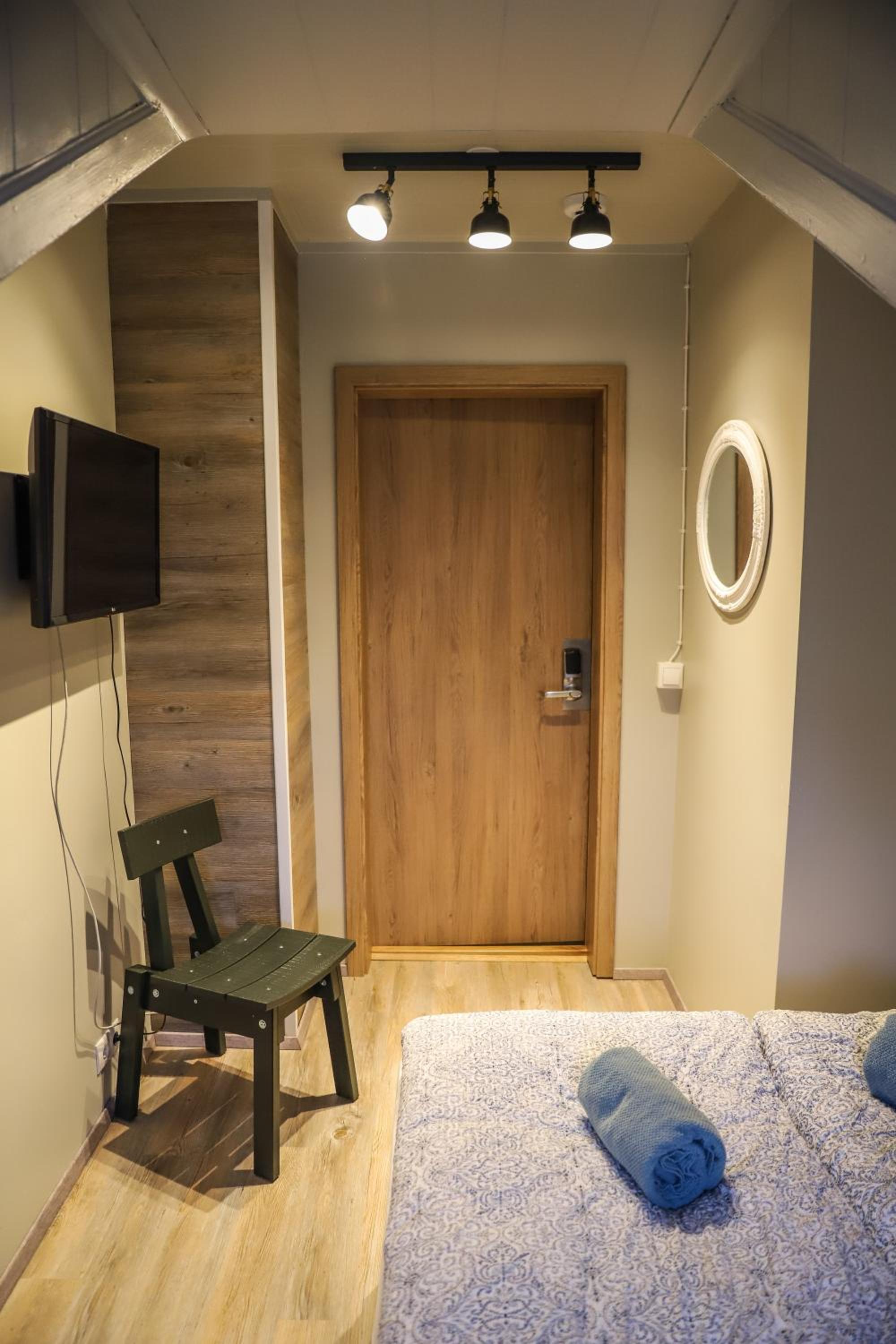 Lava Guesthouse