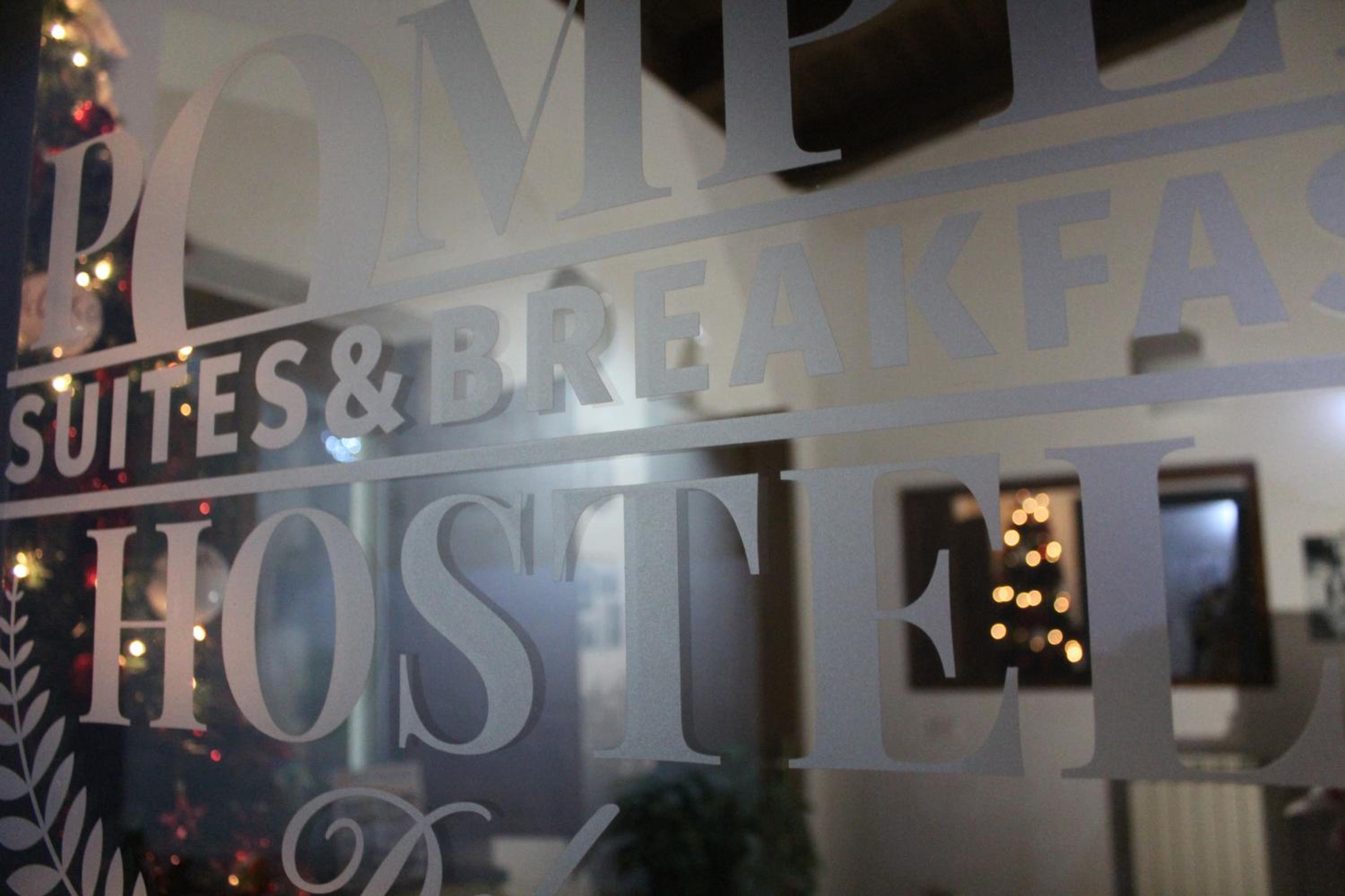 Pompei Hostel Deluxe