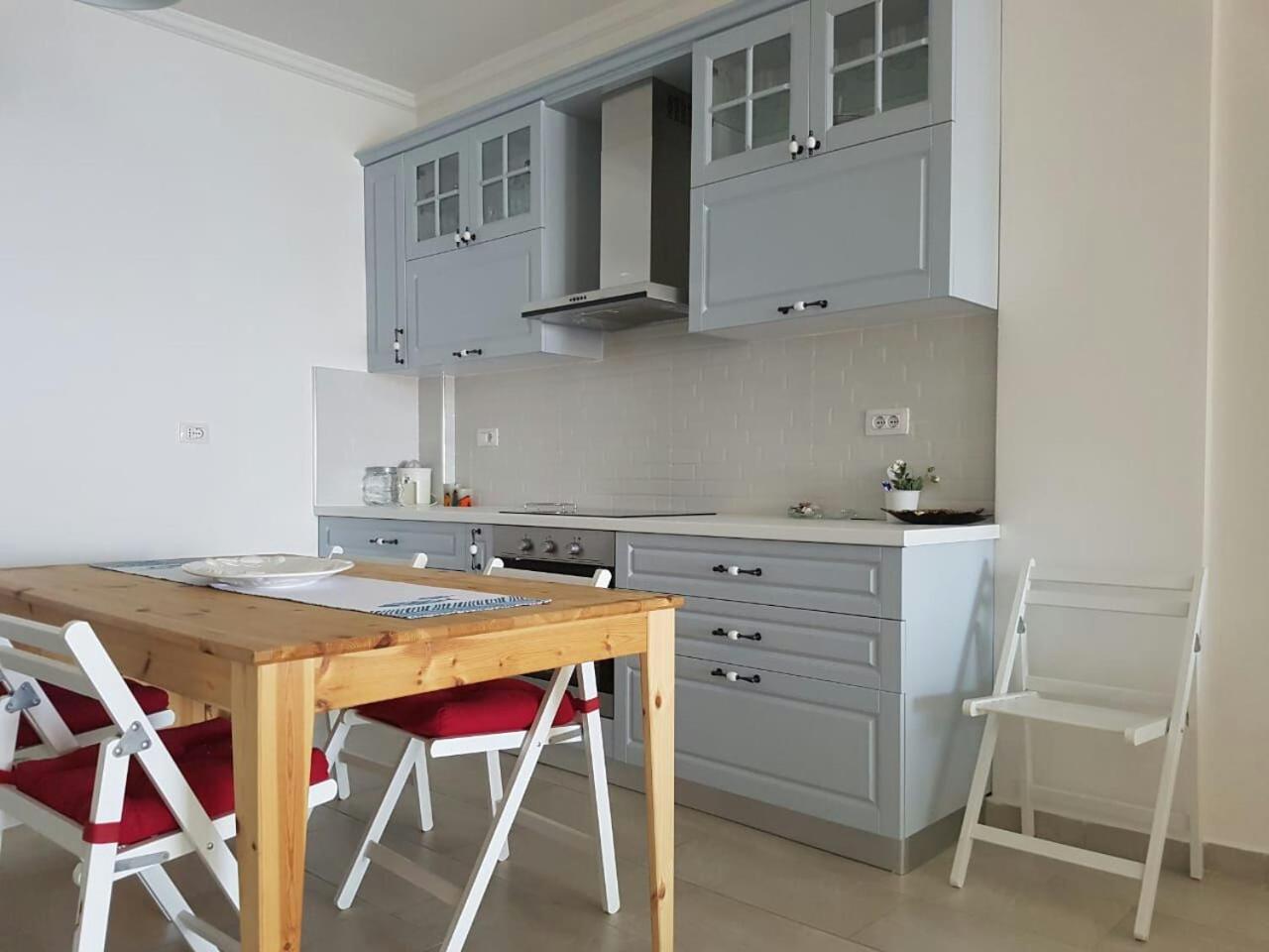 Aneta's Beach House