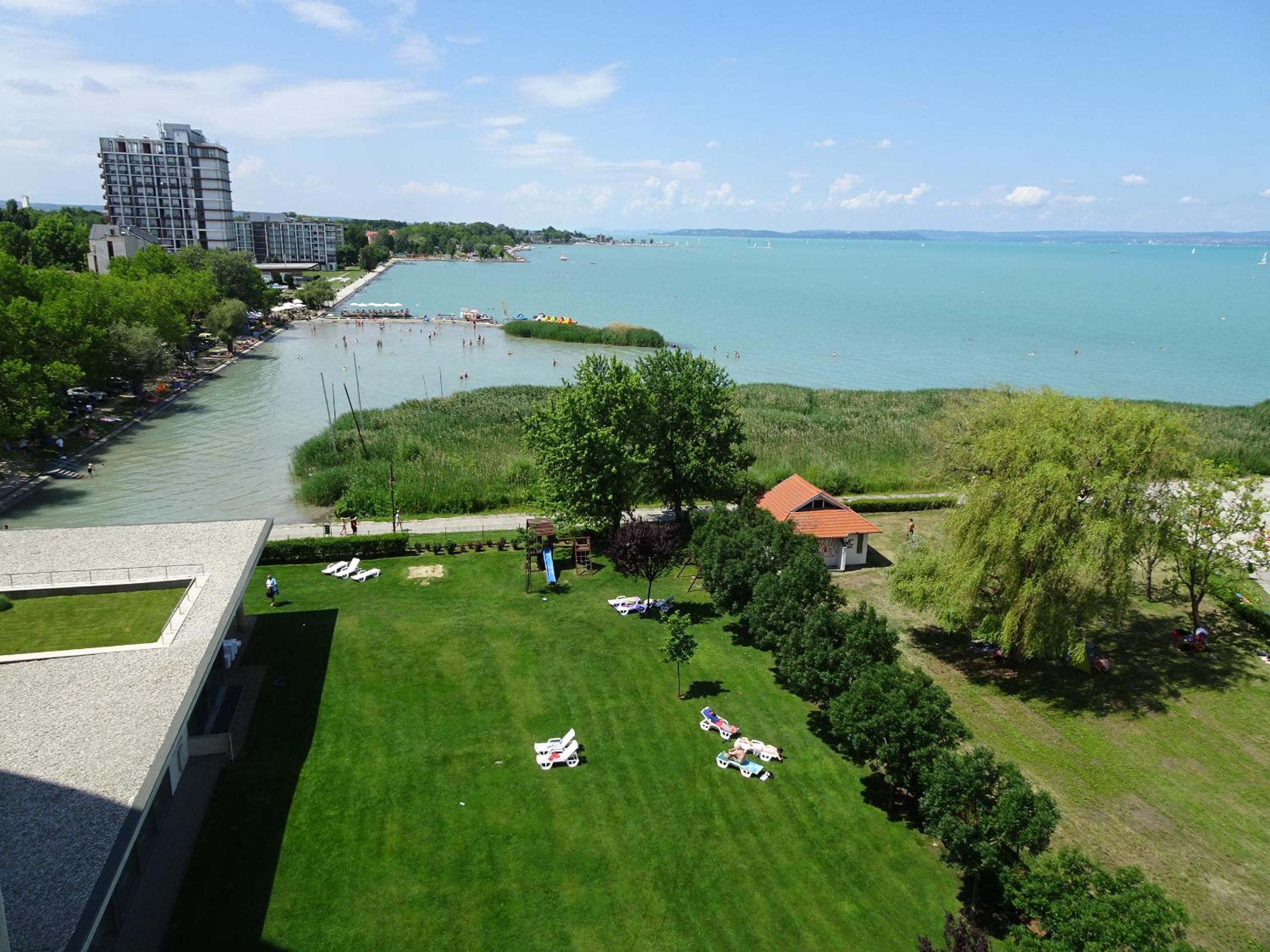 Hotel Club 218 Wellness + Panorama Apartman Siofok