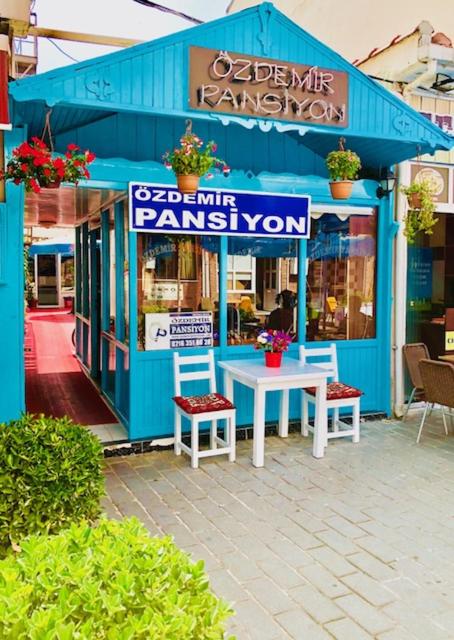 restaurant