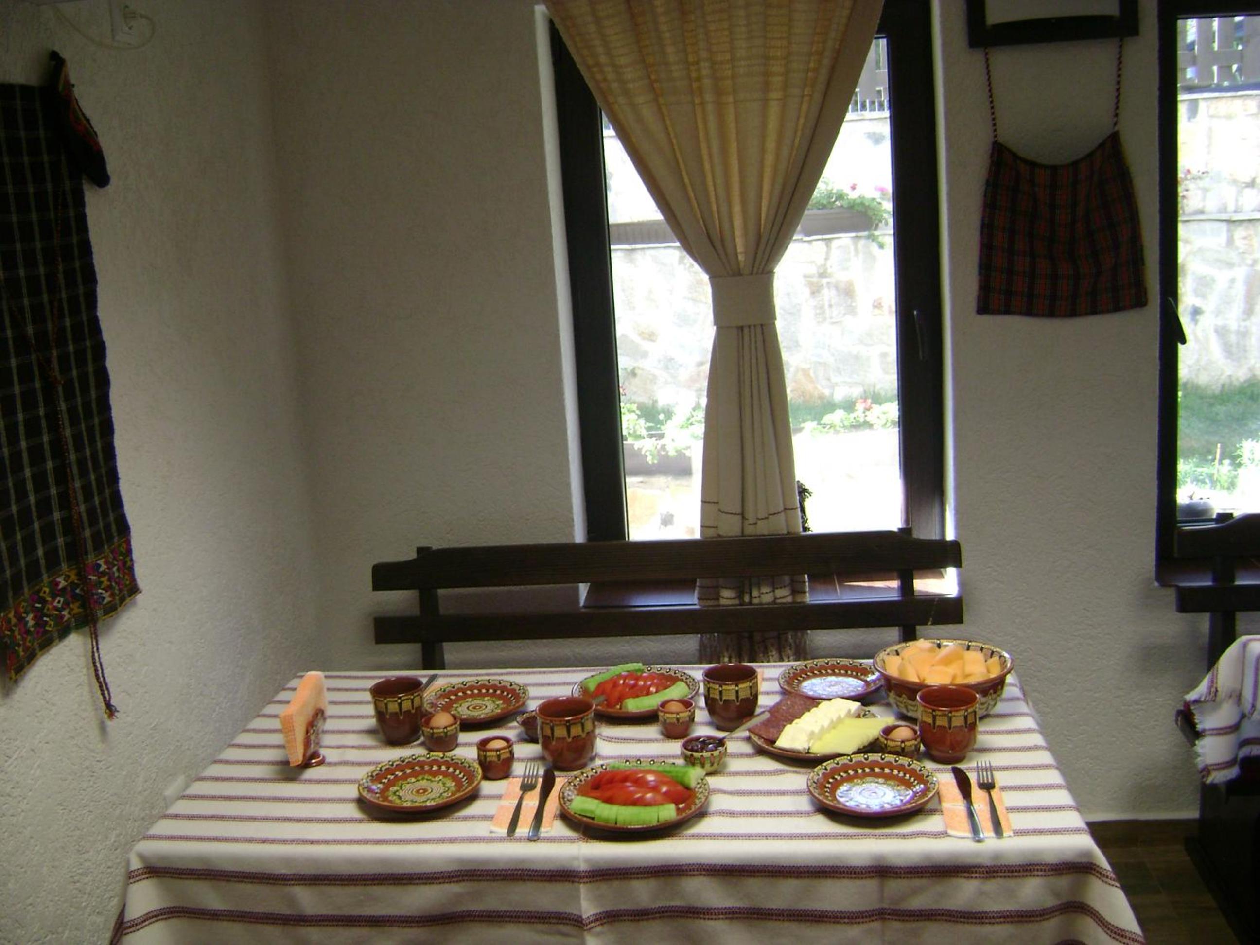 Topalovi Guest House