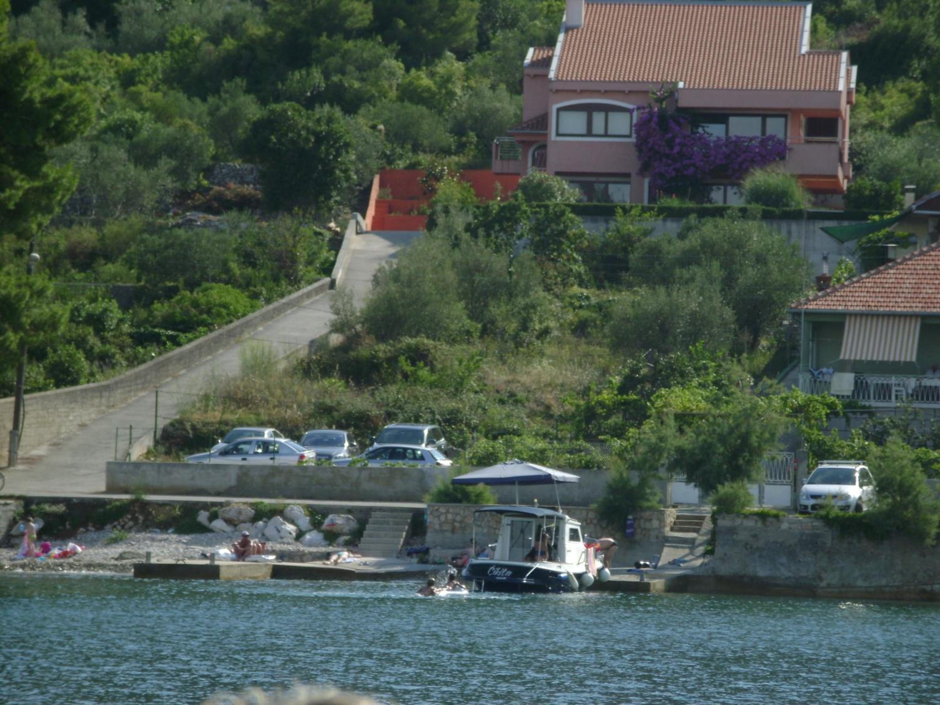 Photo 46