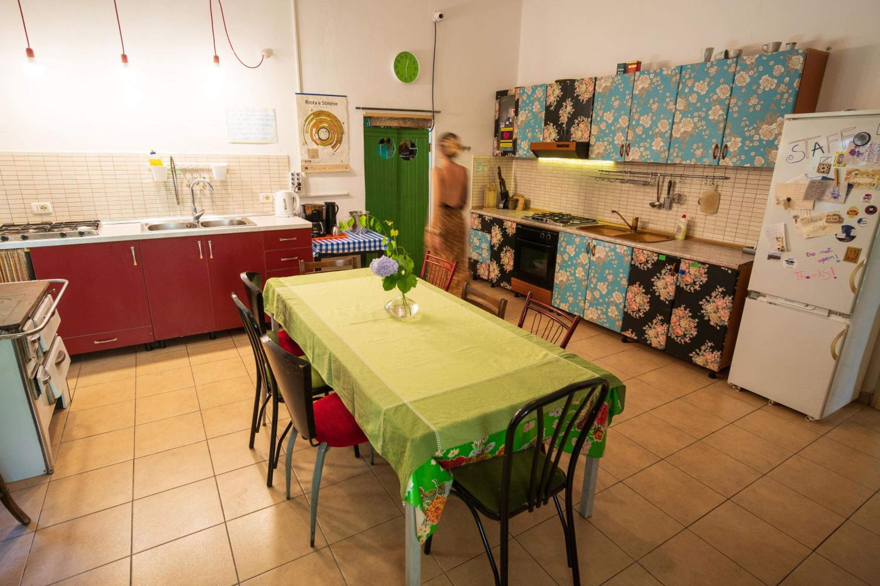 Mi Casa es Tu Casa - Shkodra Backpackers Hostel