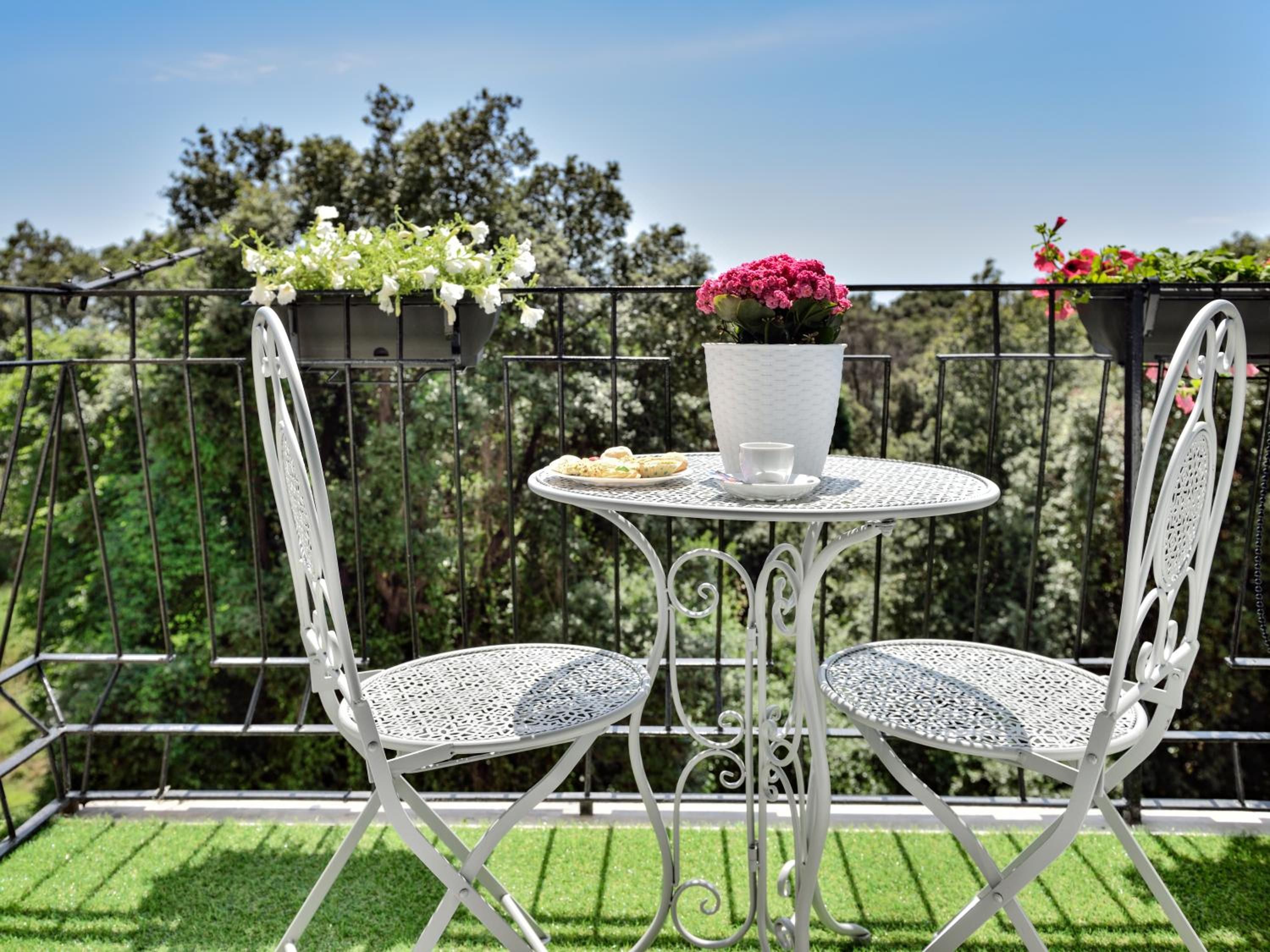 balance & terrace