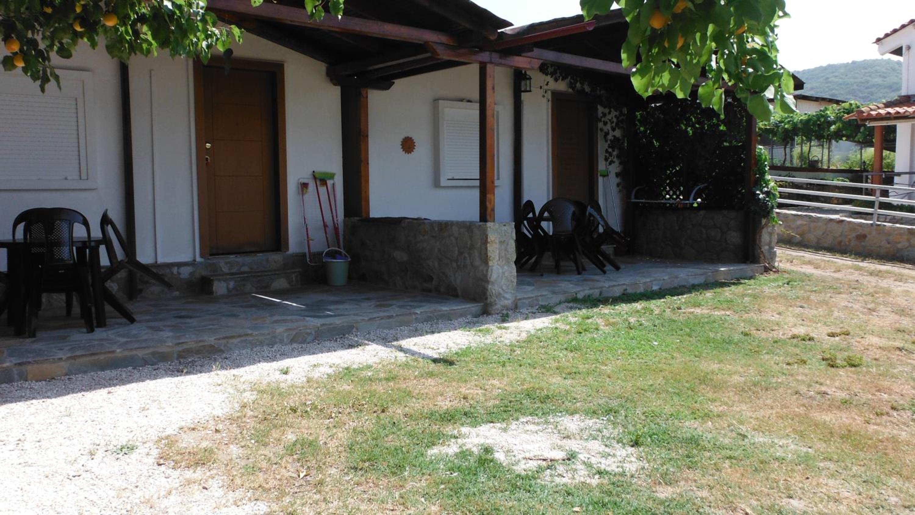 Photo 8