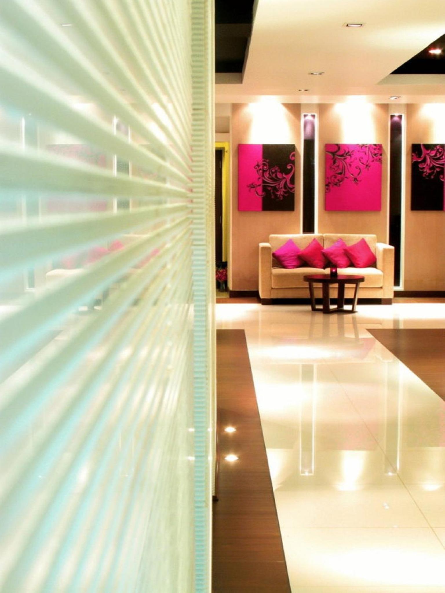 Grand Inn Hotel - Image 2