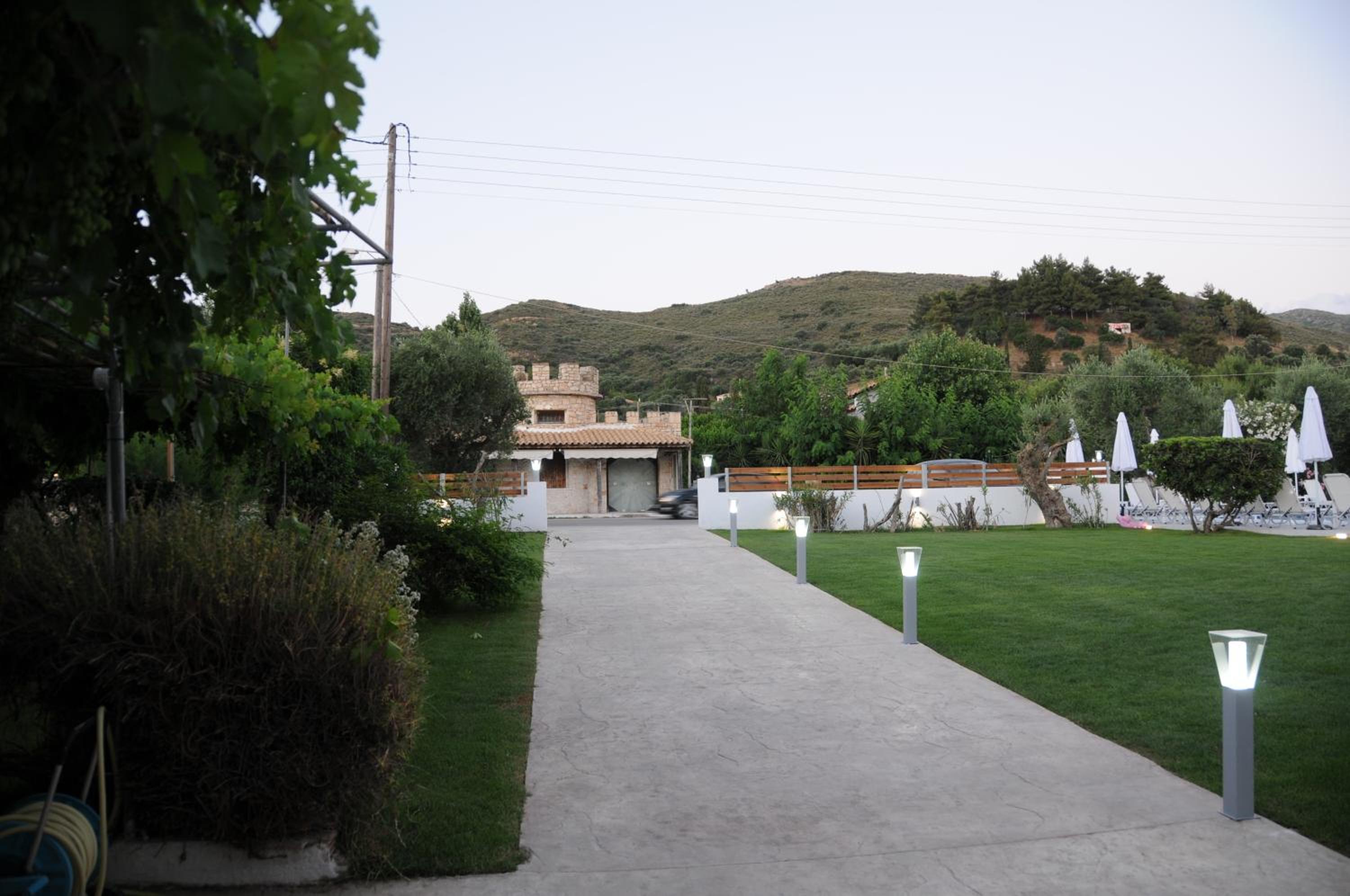 Photo 35