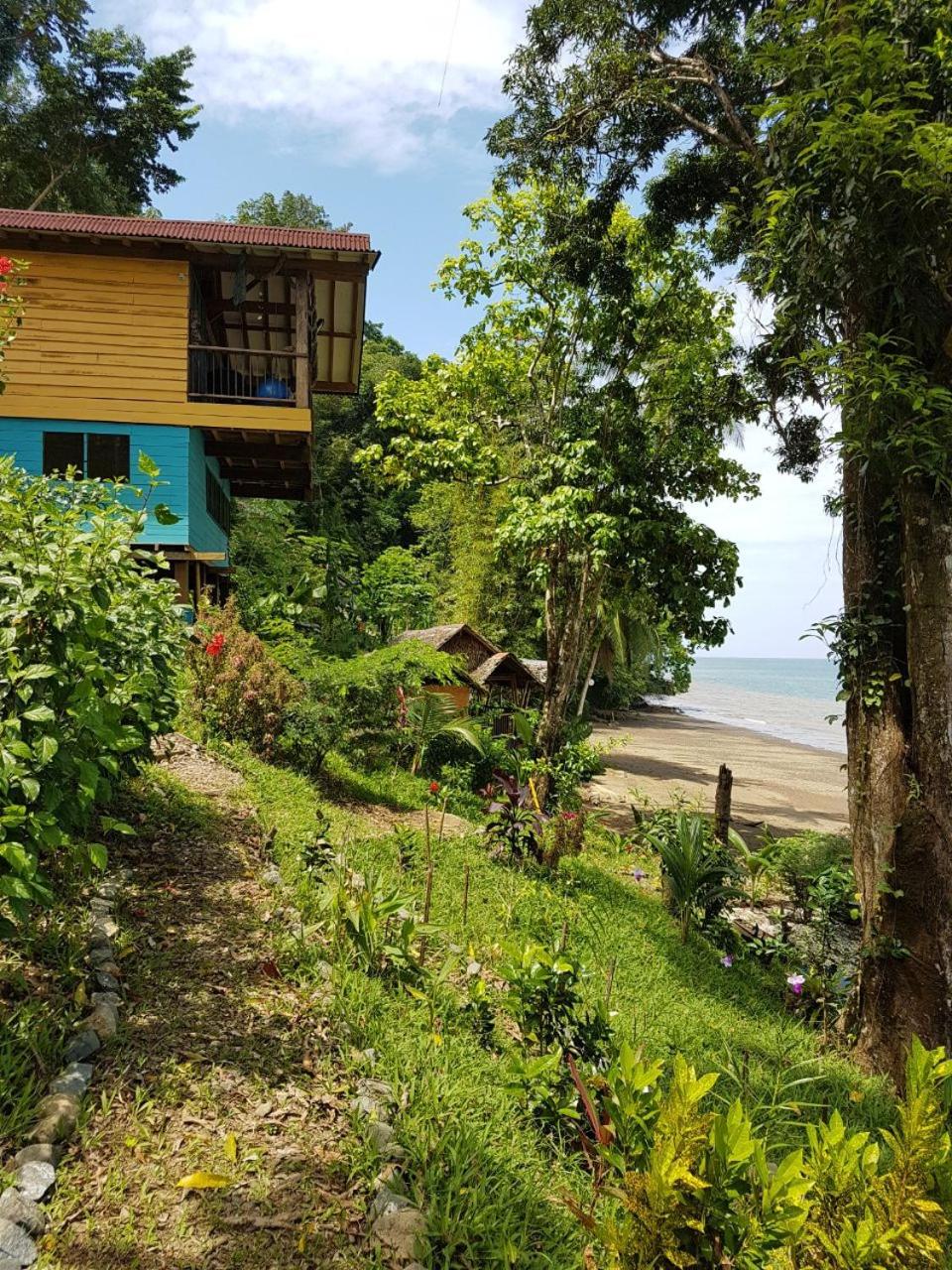 Ecolodge el Arca Bahia Solano