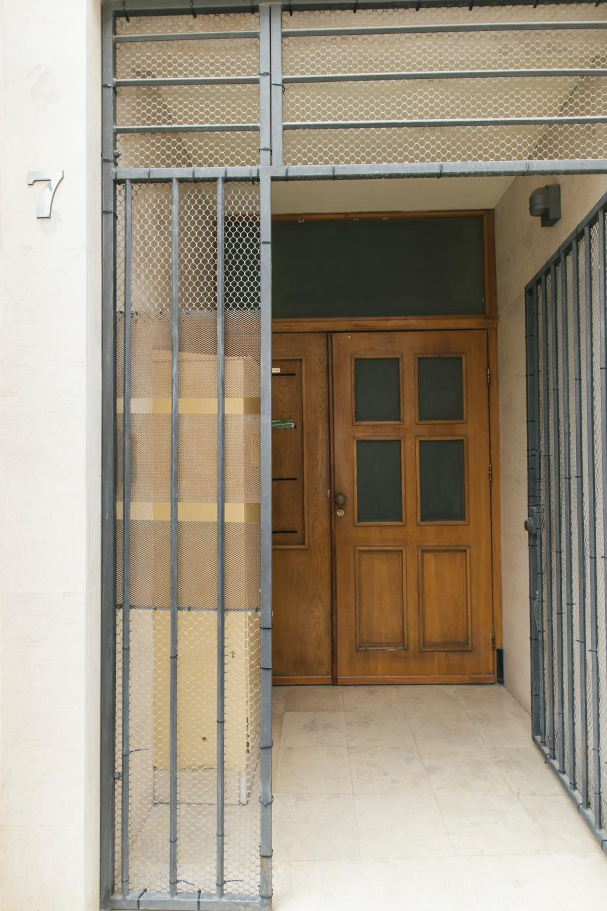 Photo 33