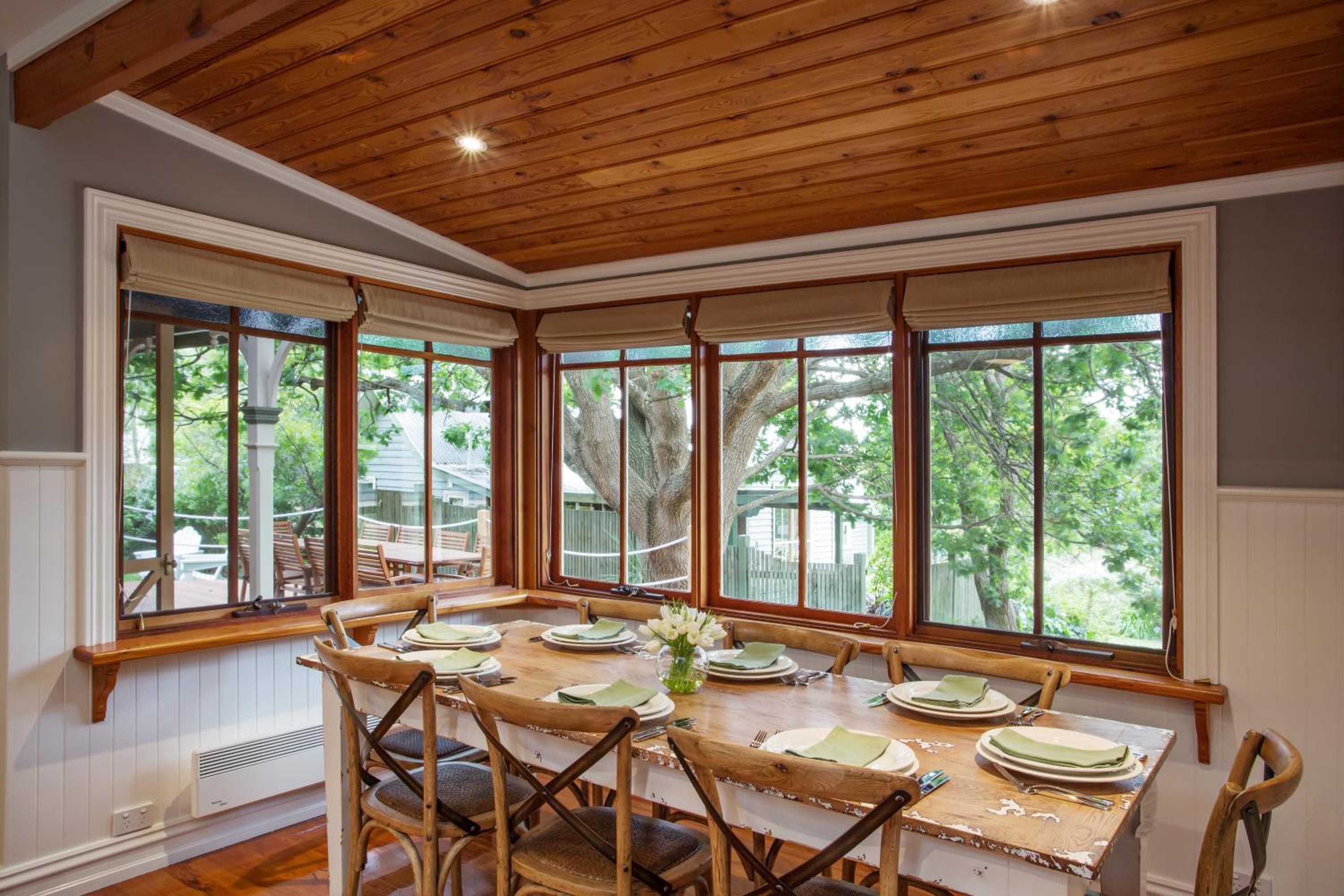 Oak Tree Lodge