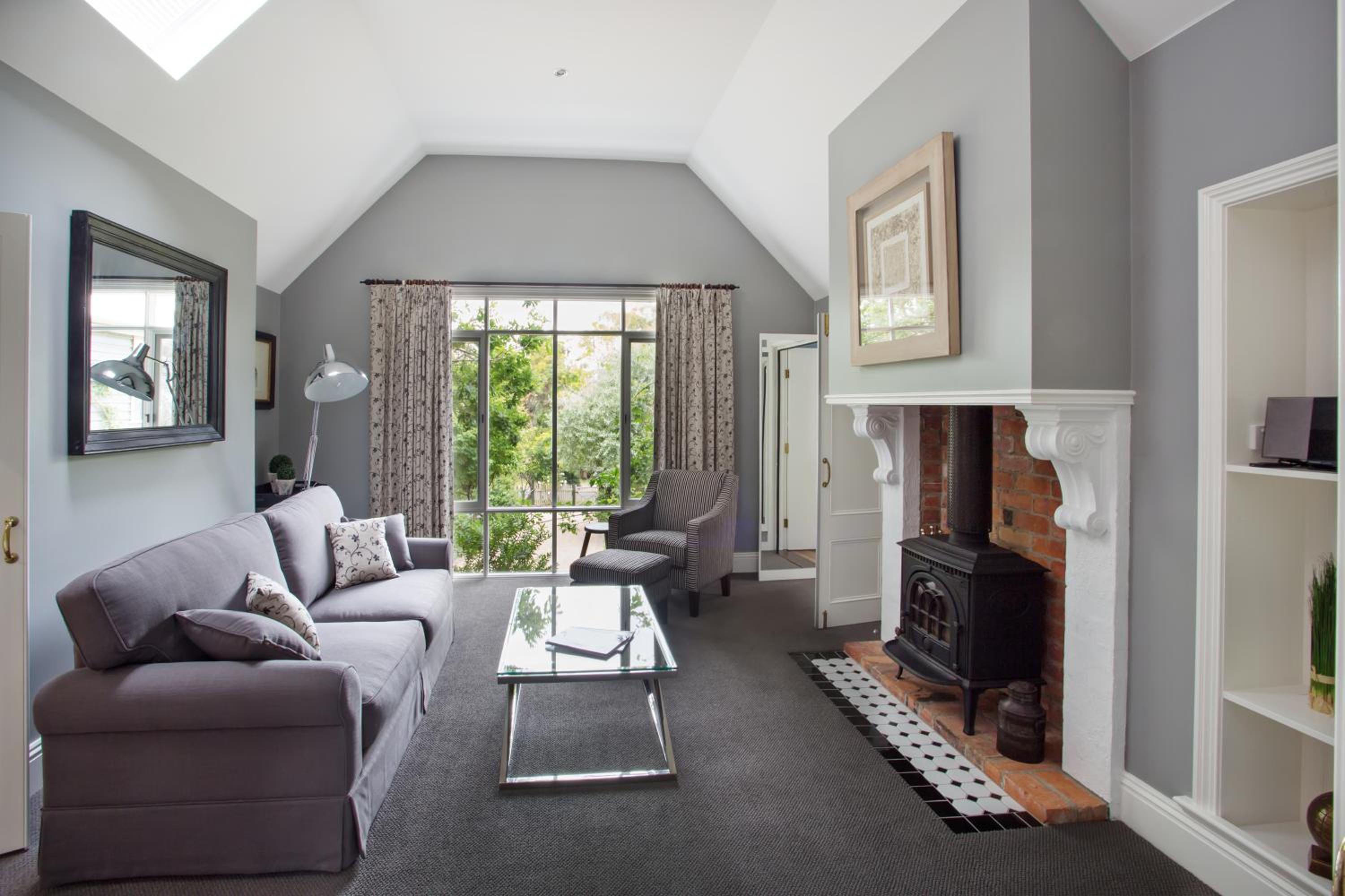 Oak Tree Lodge
