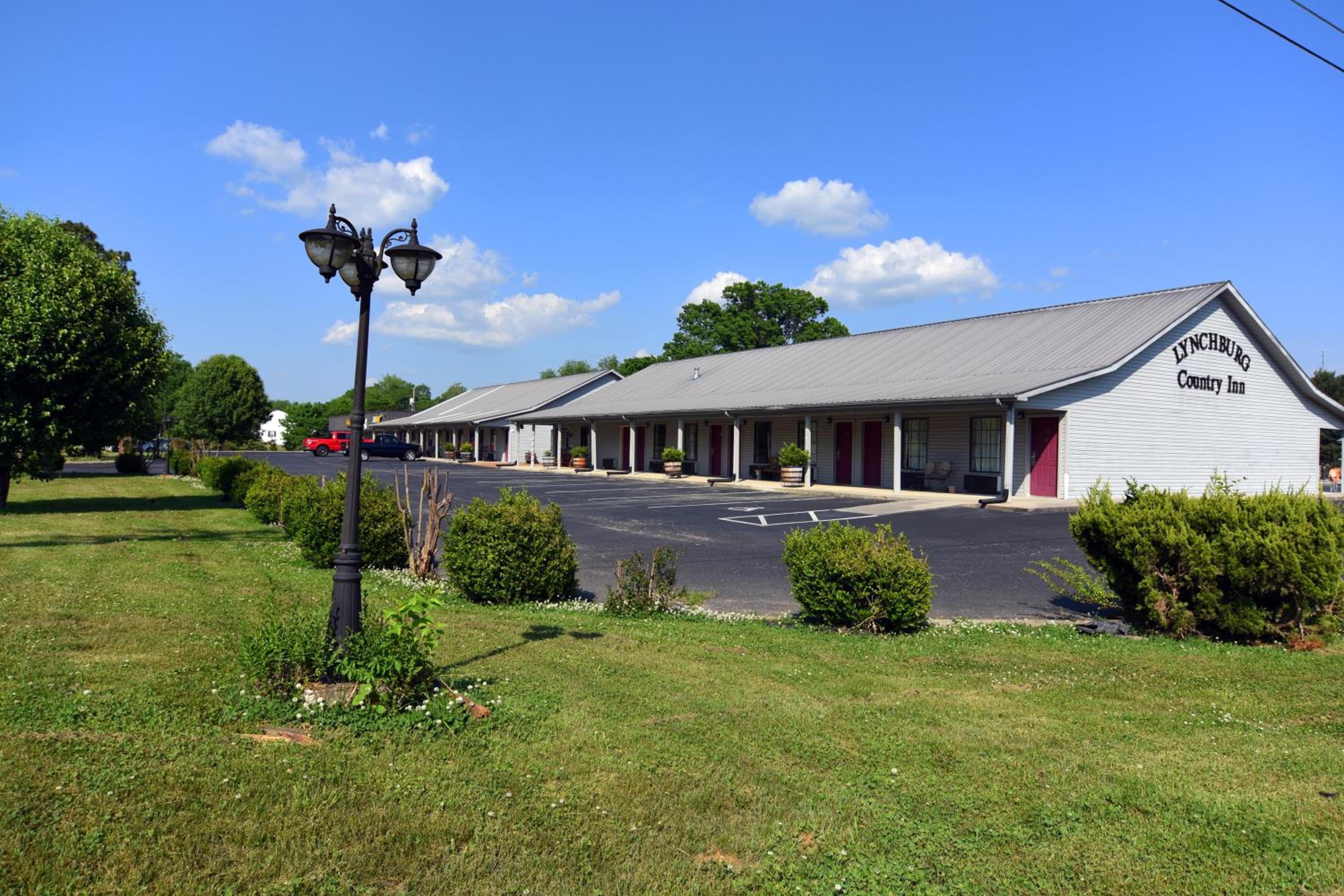 Lynchburg Country Inn