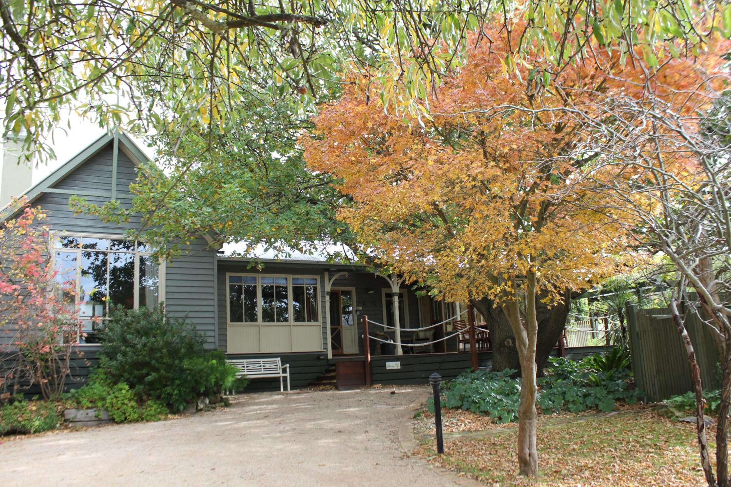 Oak Tree Lodge