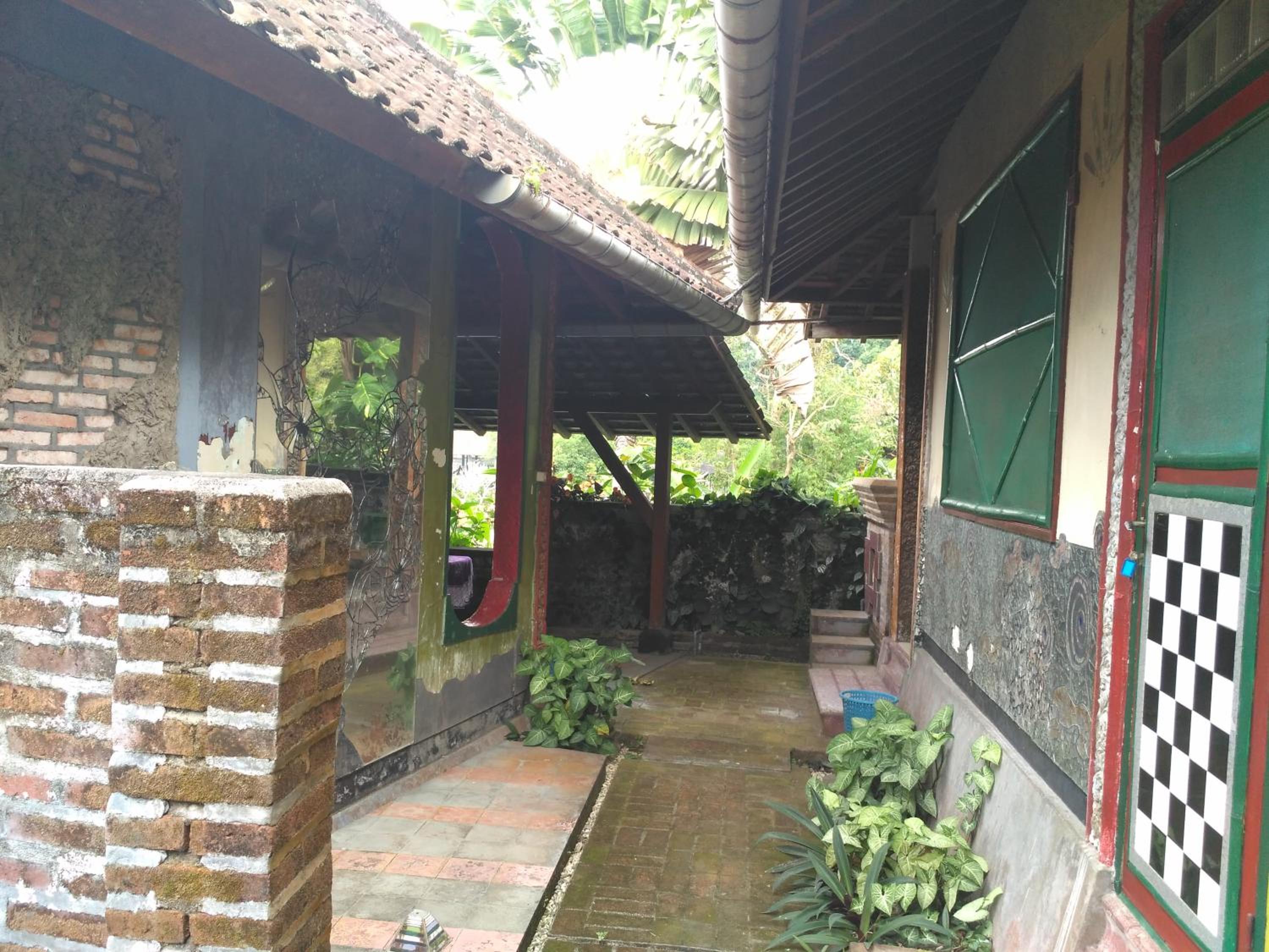 Dhangin Taman view 2