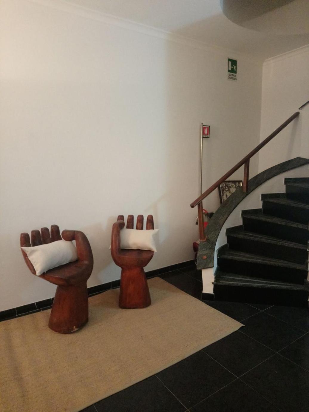 Villa Axa view 3