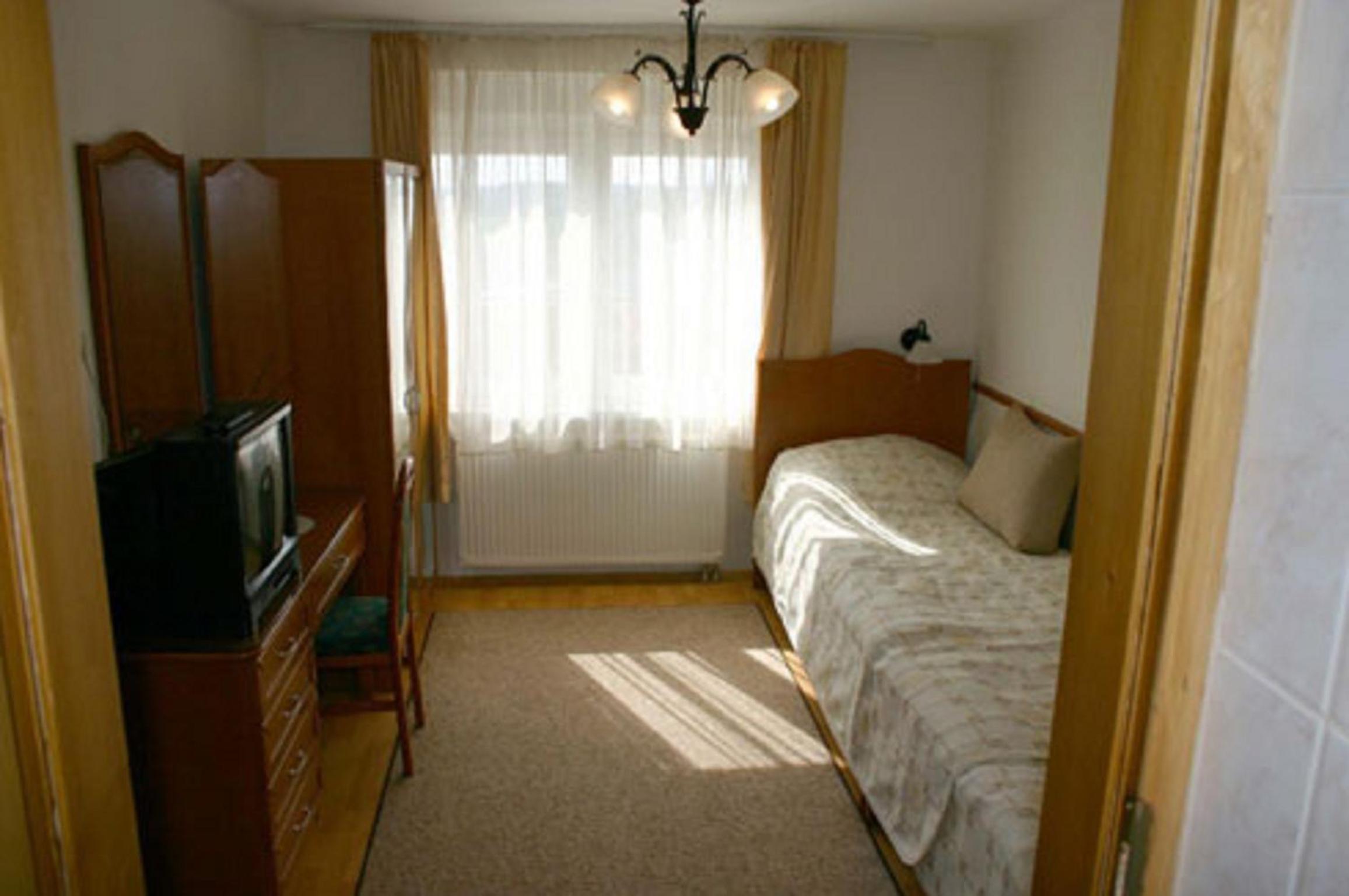 Photo 28