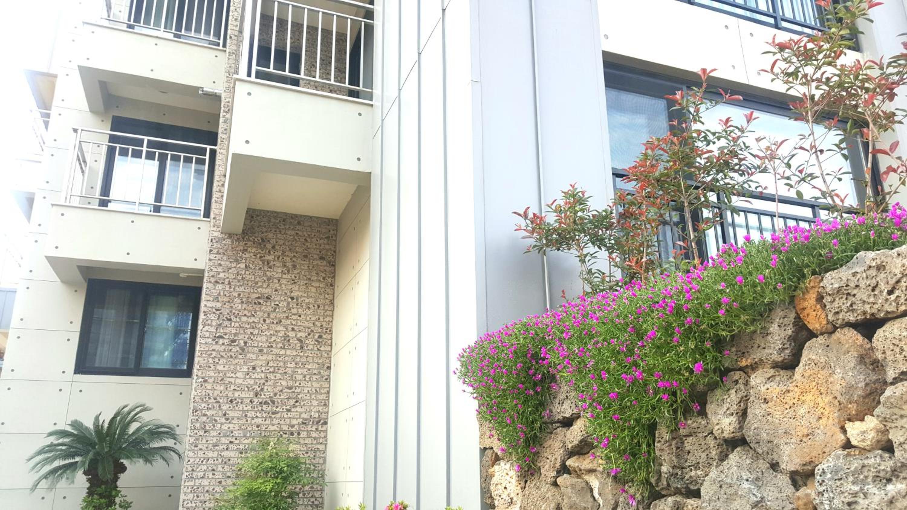 W Ocean Pension