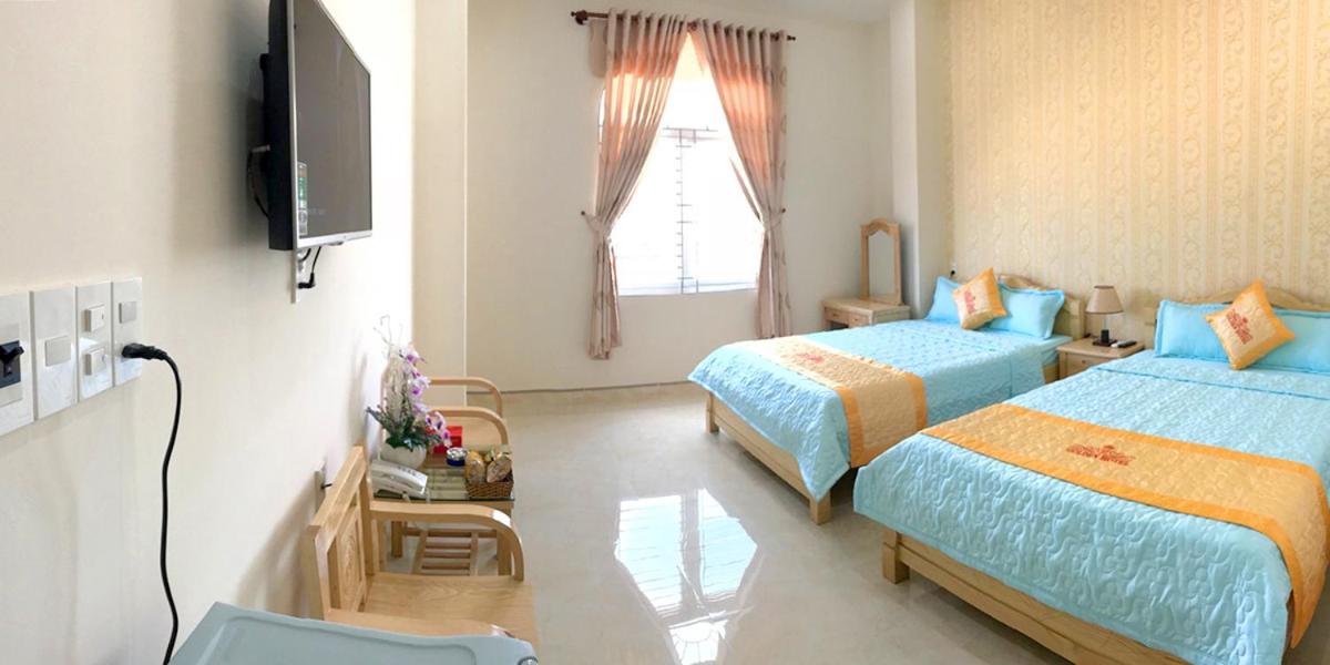 Golden Hotel, photo 7