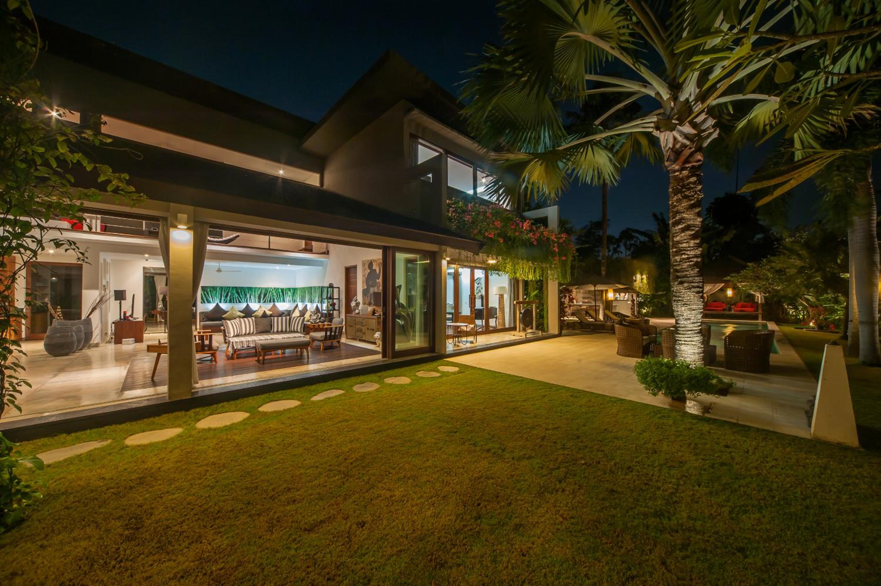 Kamehameha Luxury Villa - Image 1