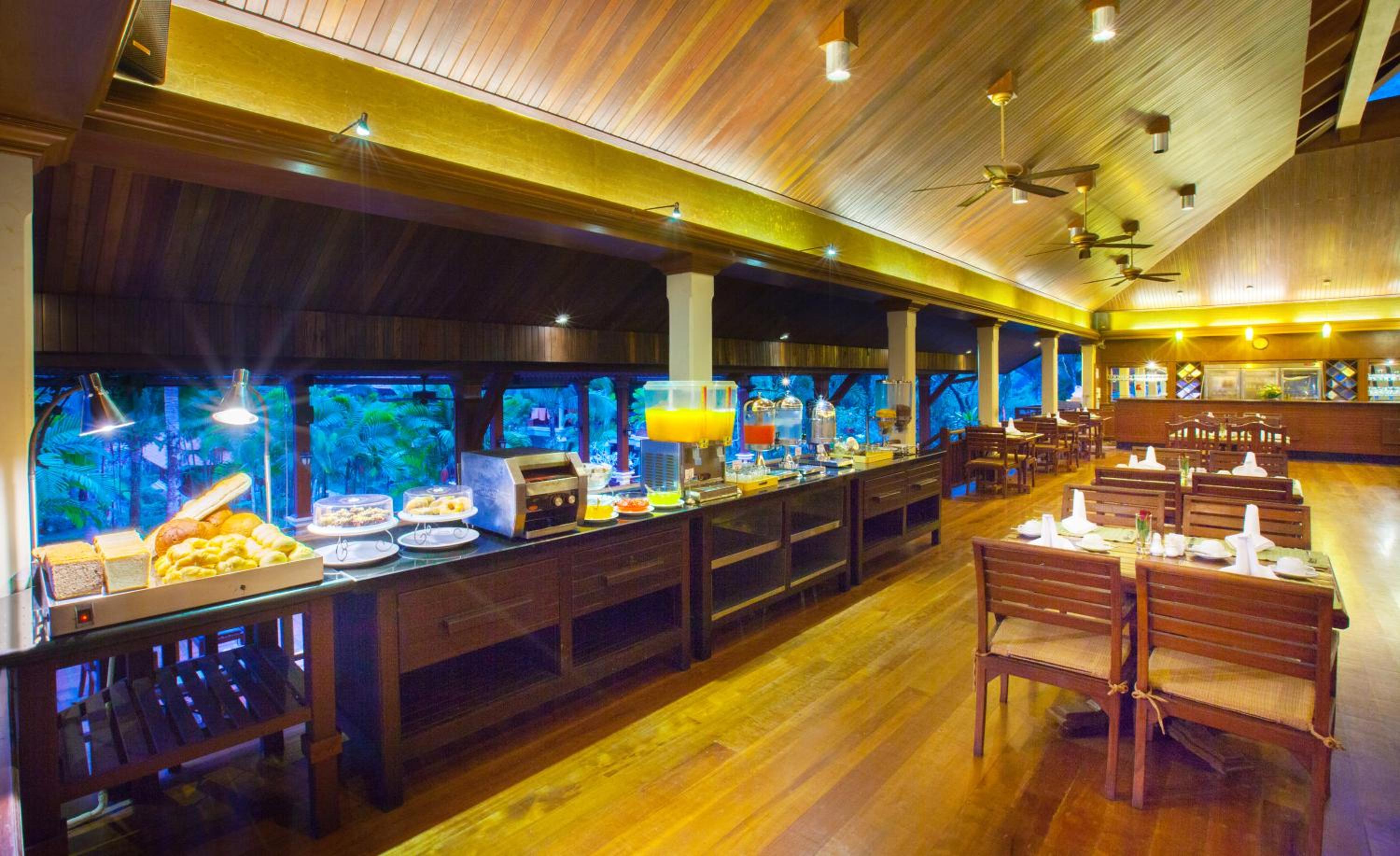 Khaolak Bayfront Resort