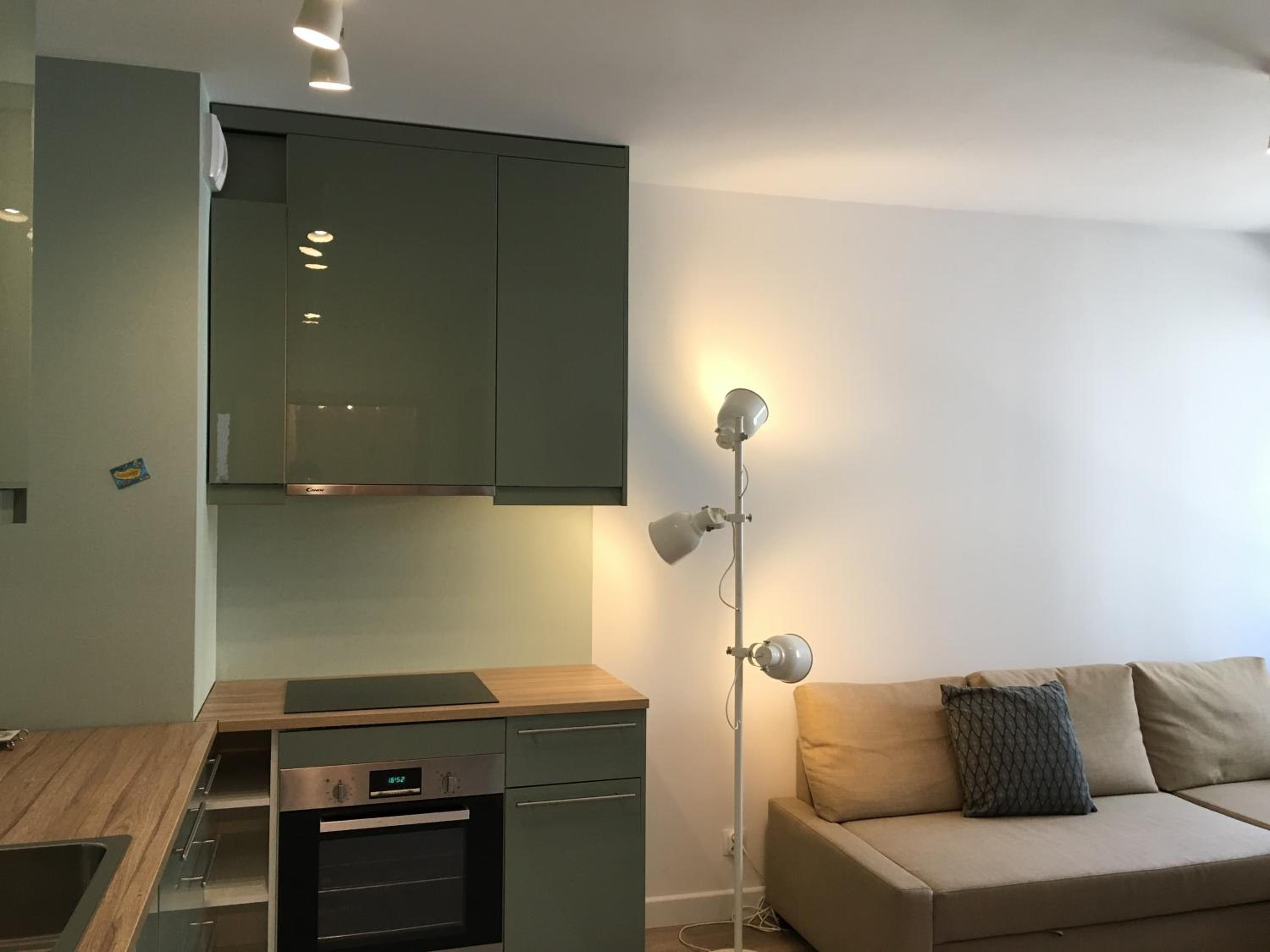 SHOQ STUDIO nice apartment with private parking view 5