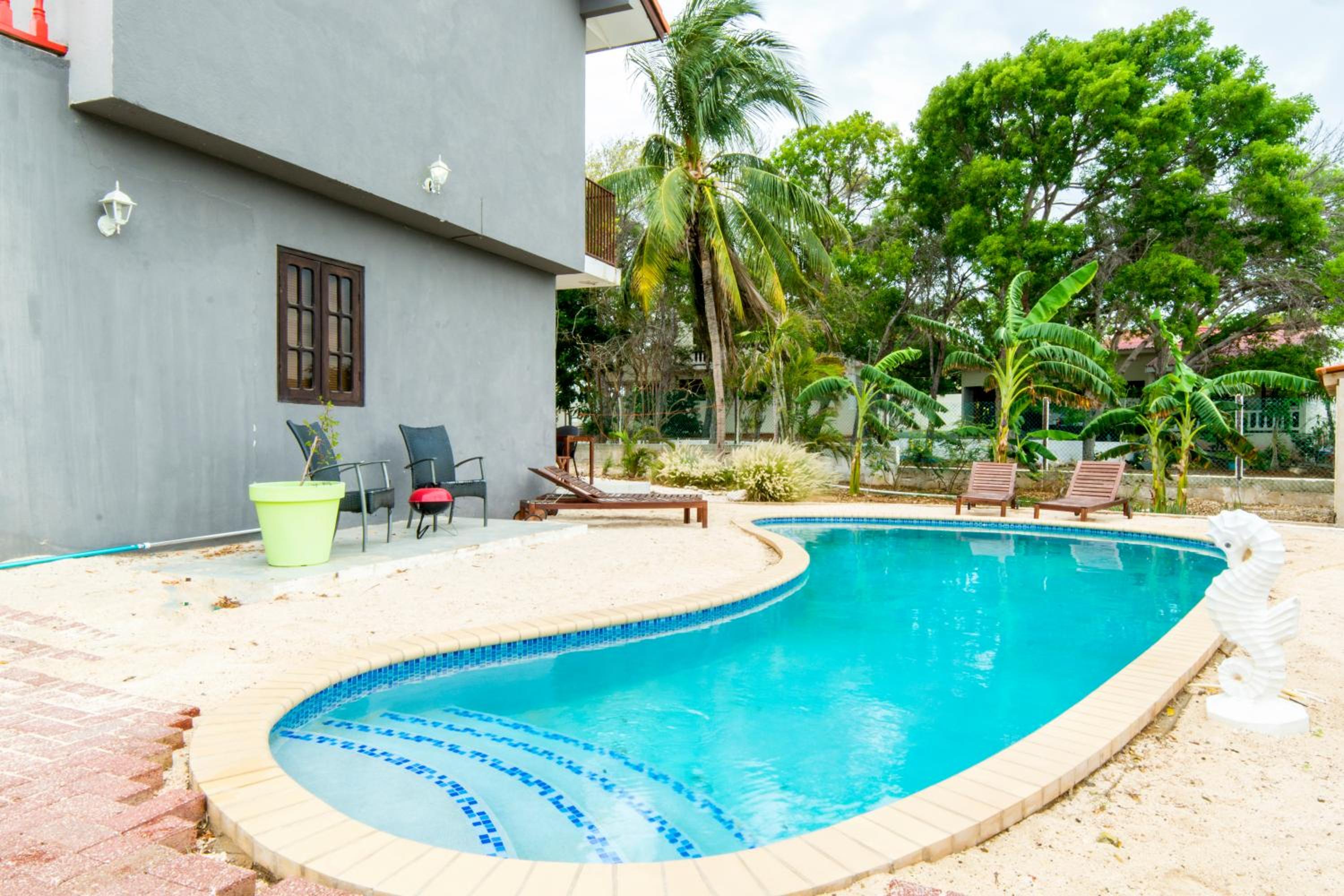 Advantage Apartments Curacao