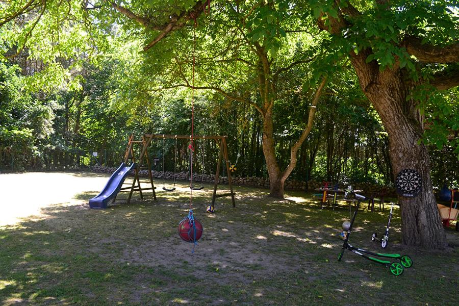 Photo 33