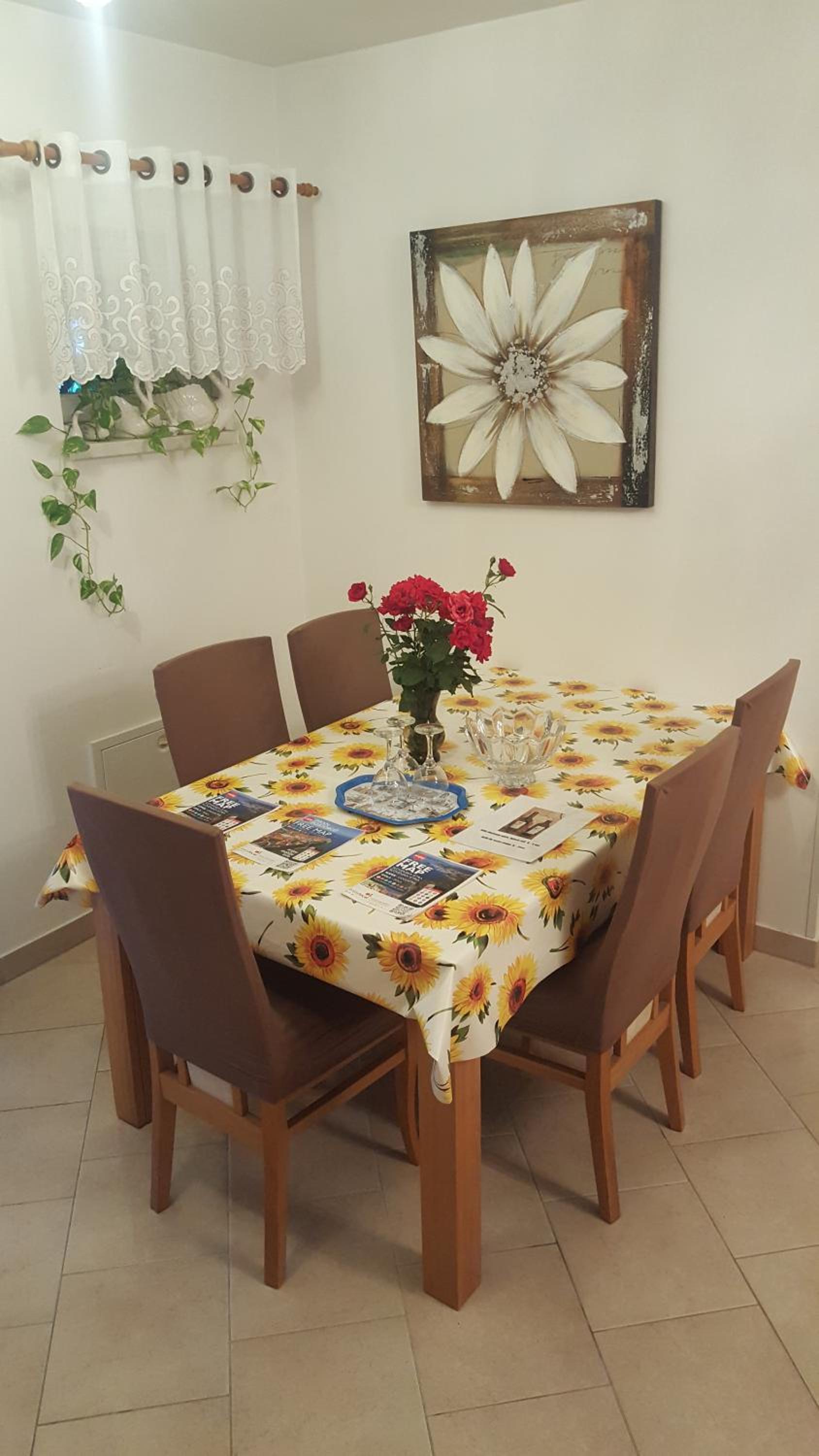 Apartment Wine & Olive oil Mofardin