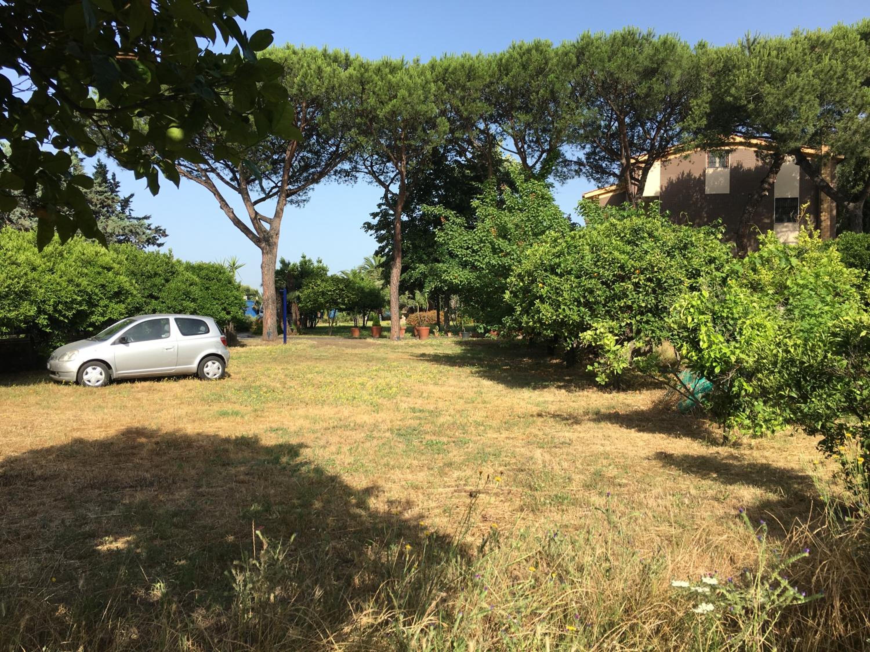 Villa Viuli en Torre del Greco — parking