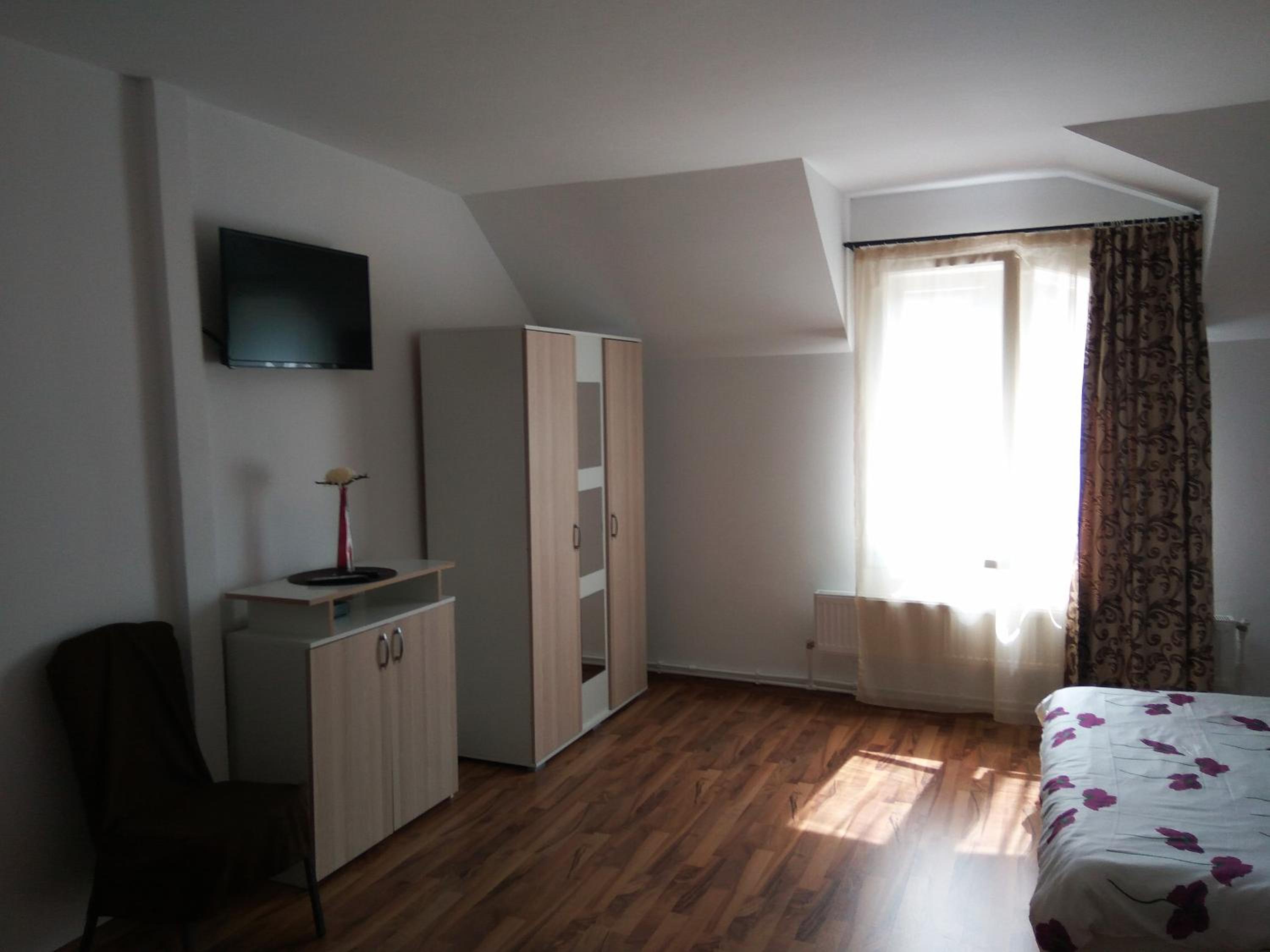 Pensiune Ștefania view 3