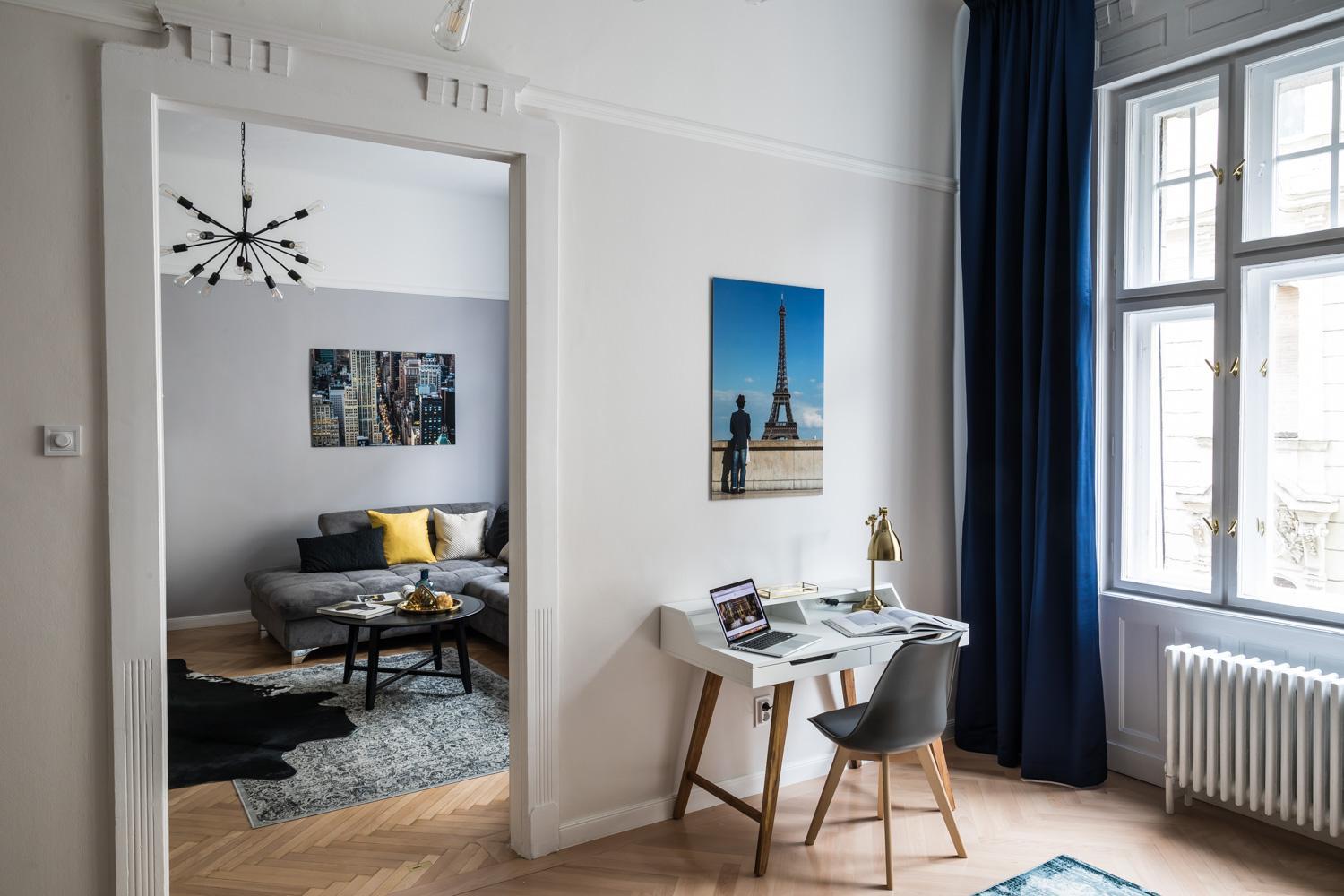 Sophie's Art Home Broadway Budapest view 4