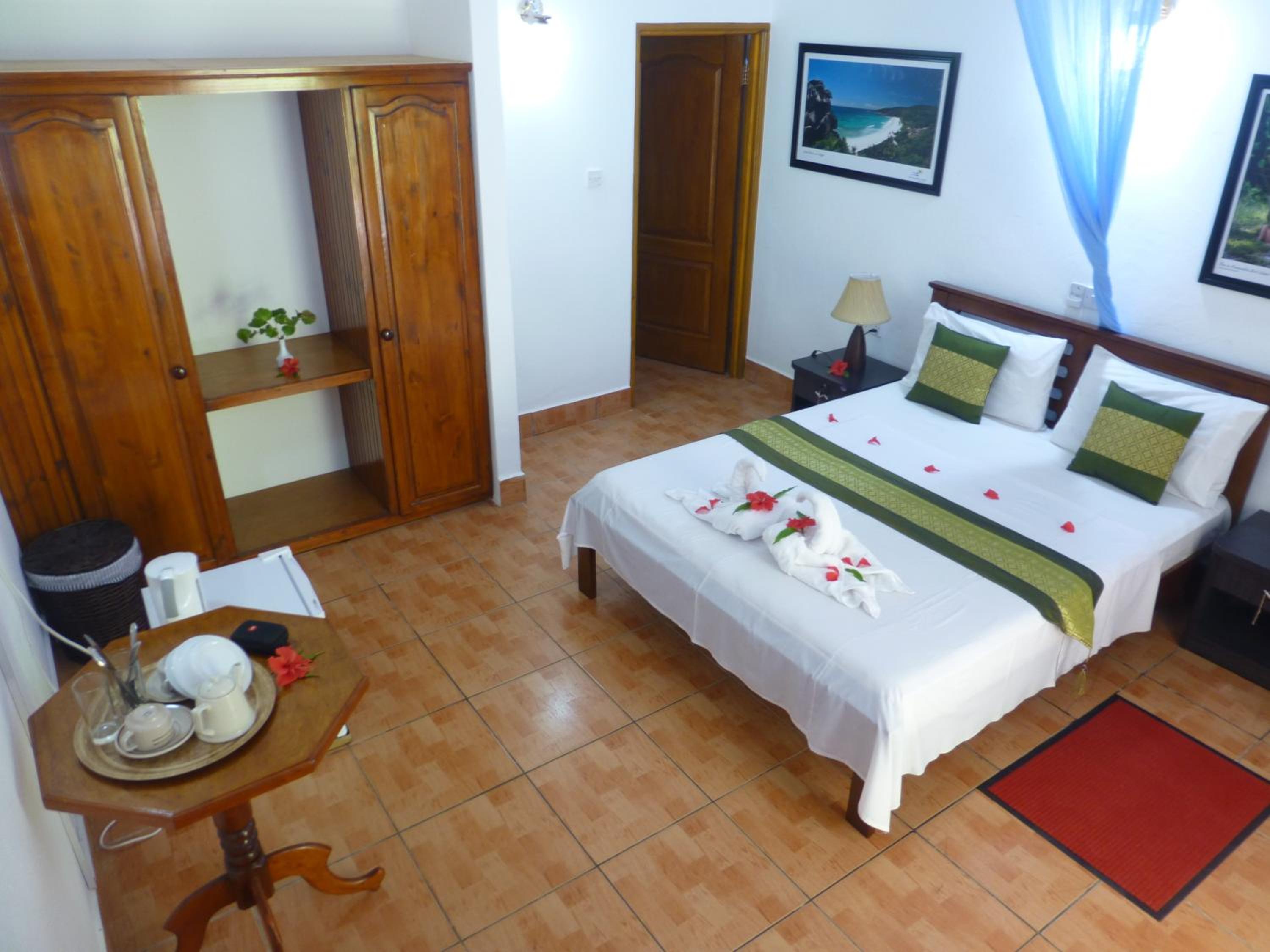 Zerof Guest House