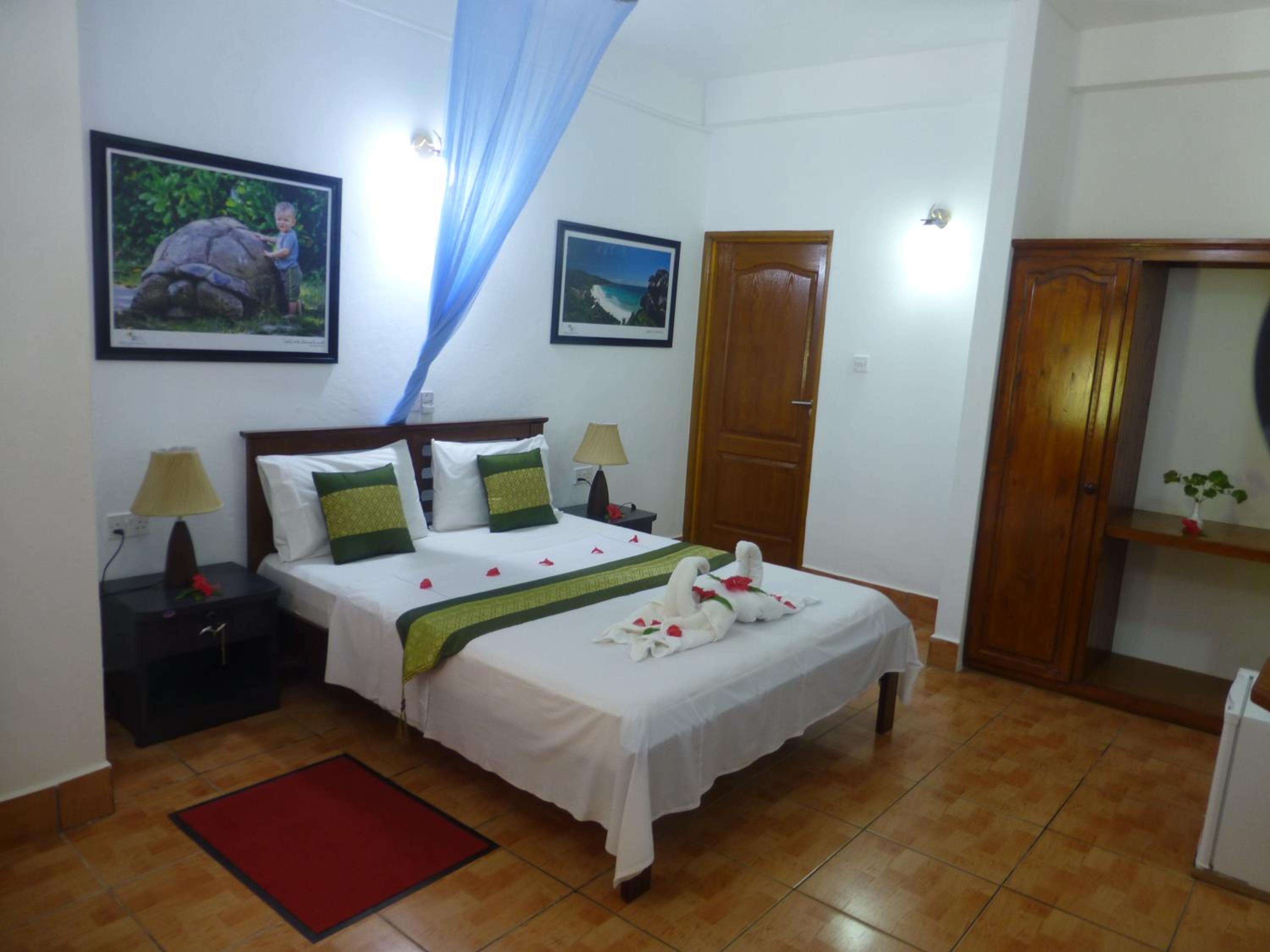 Zerof Guest House