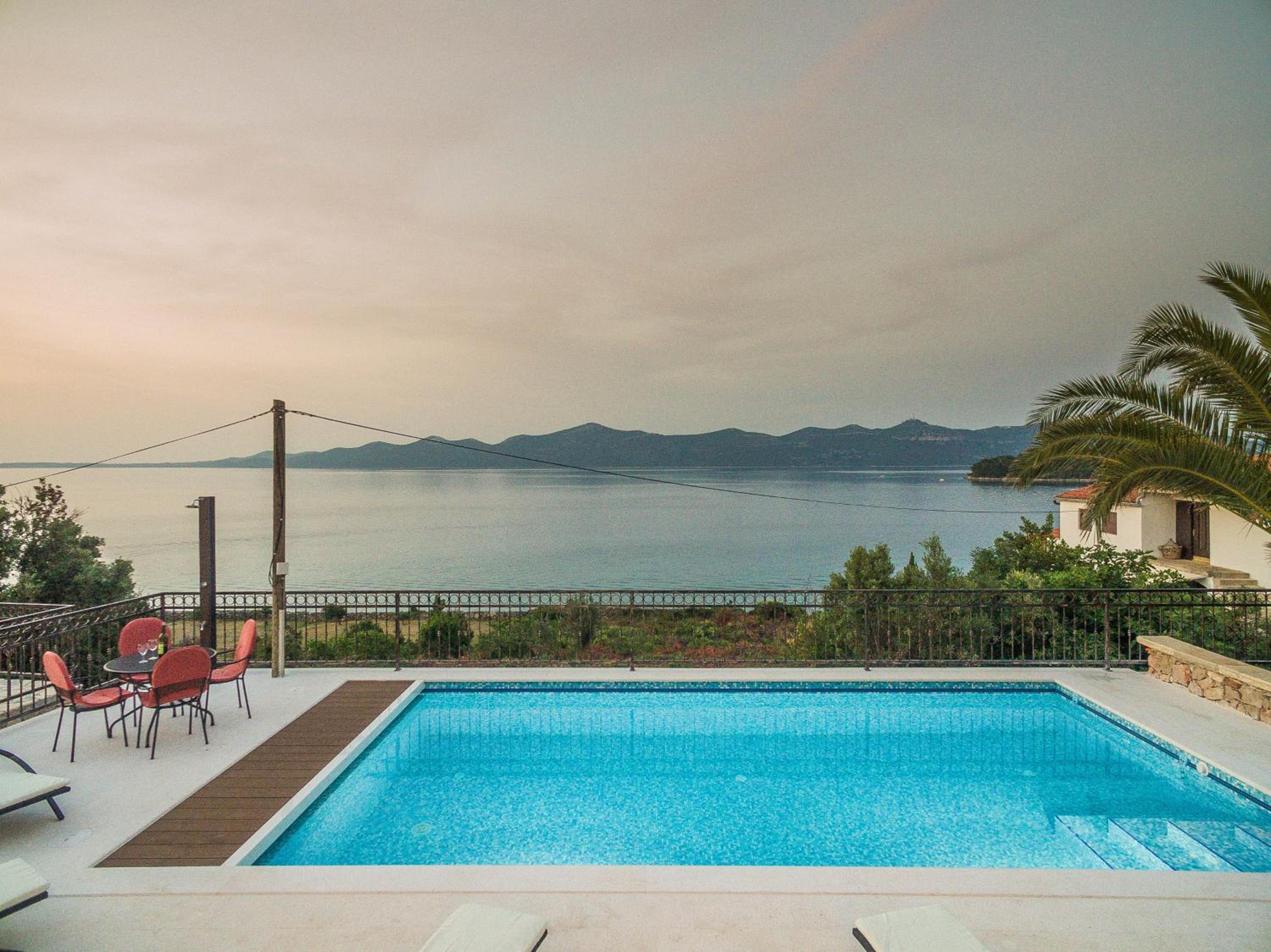 Villa Iž view 5