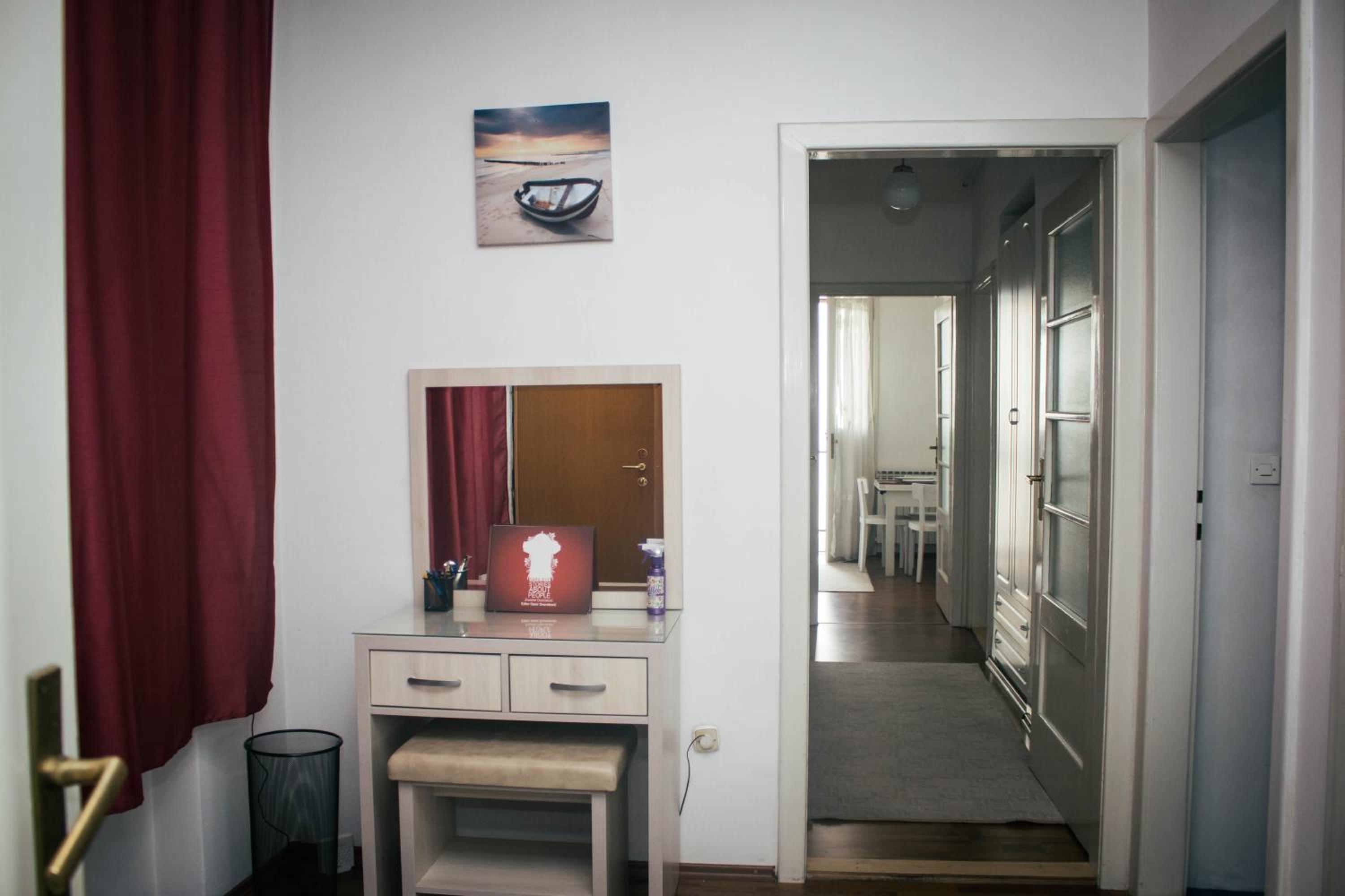 Retro Style Apartment