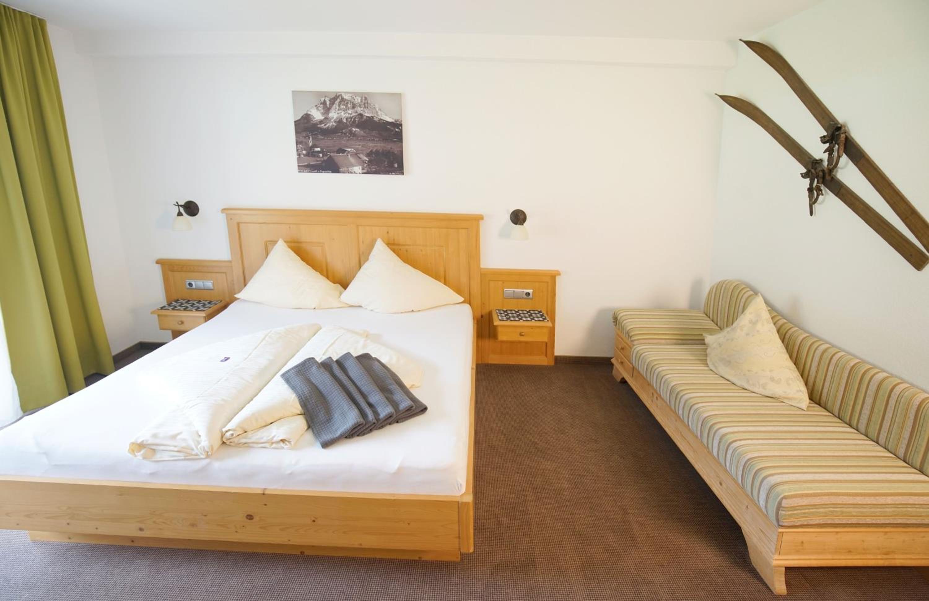 Alpenstern rooms & suites
