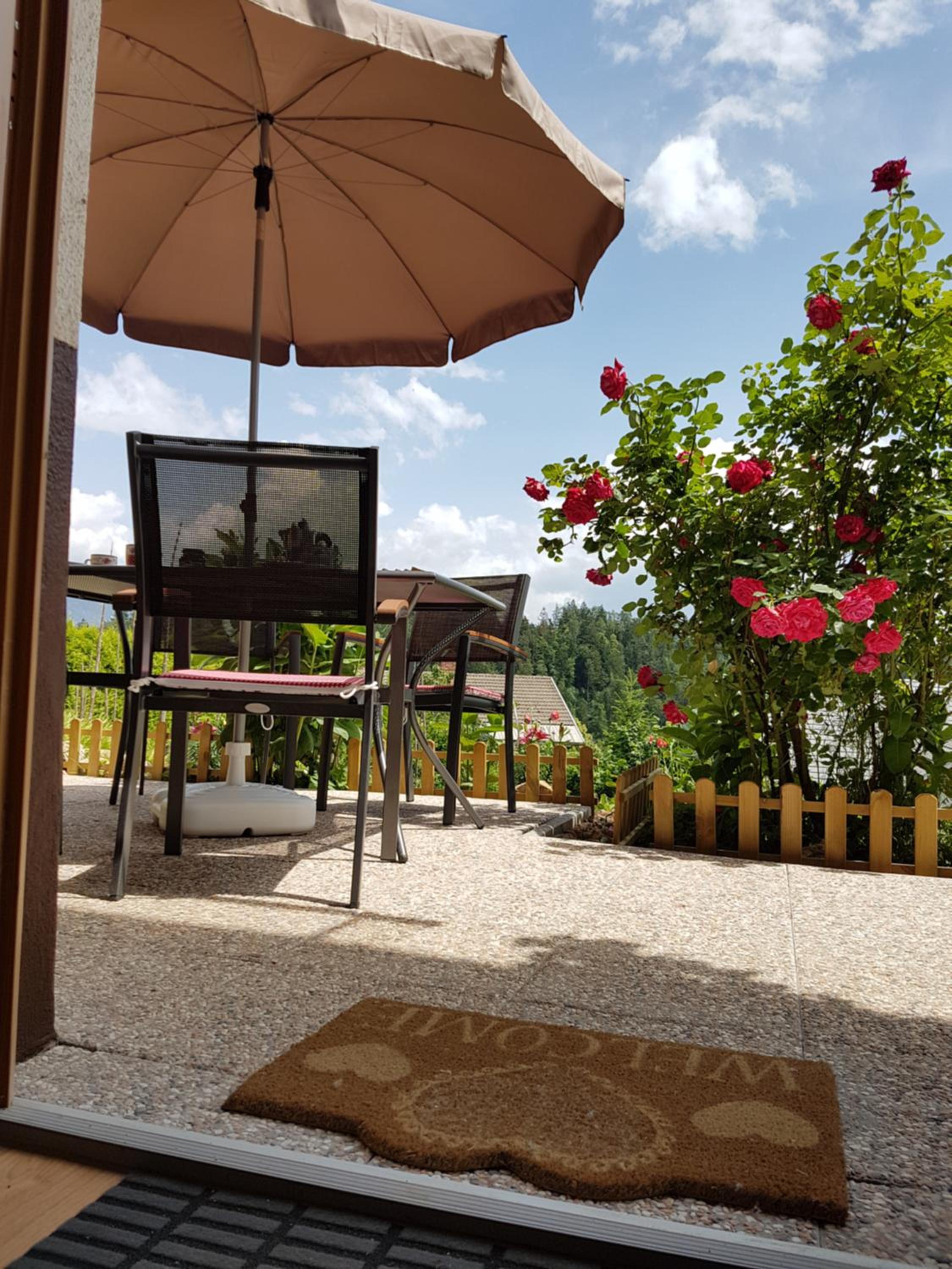 Apartment Eden Bled view 3