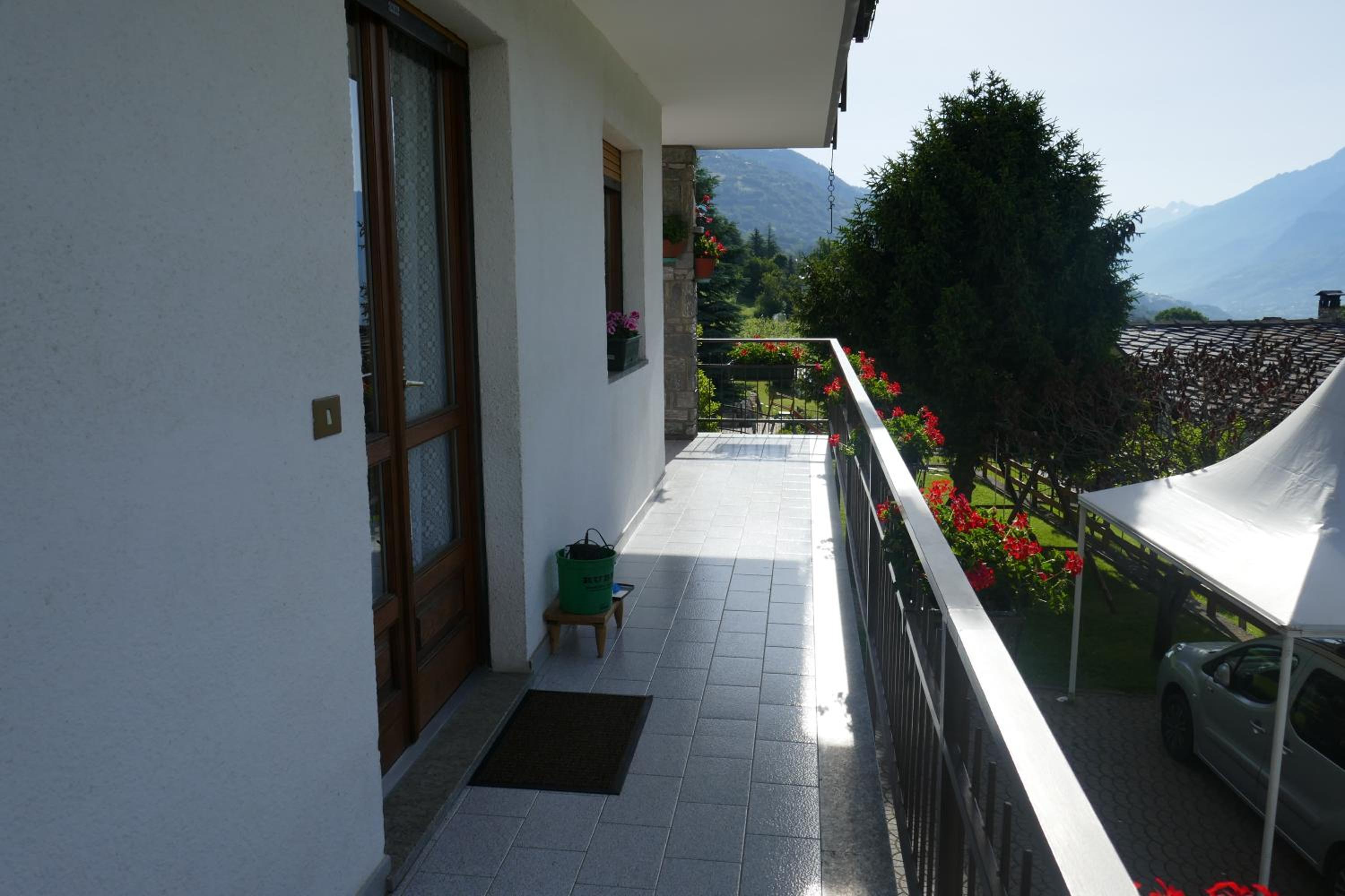 Petite Maison 2 view 4