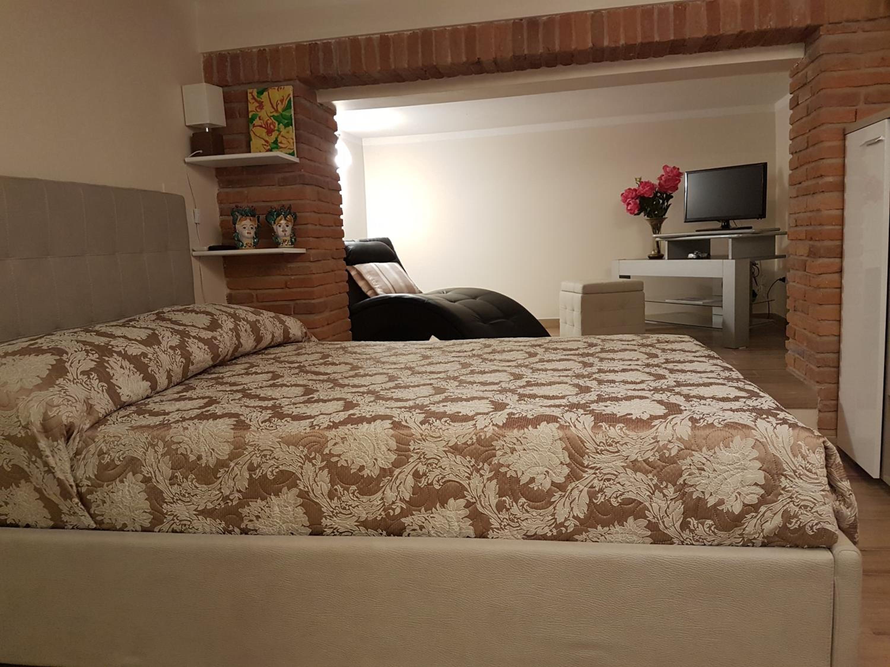 DUOMO LUXURY APARTMENT 